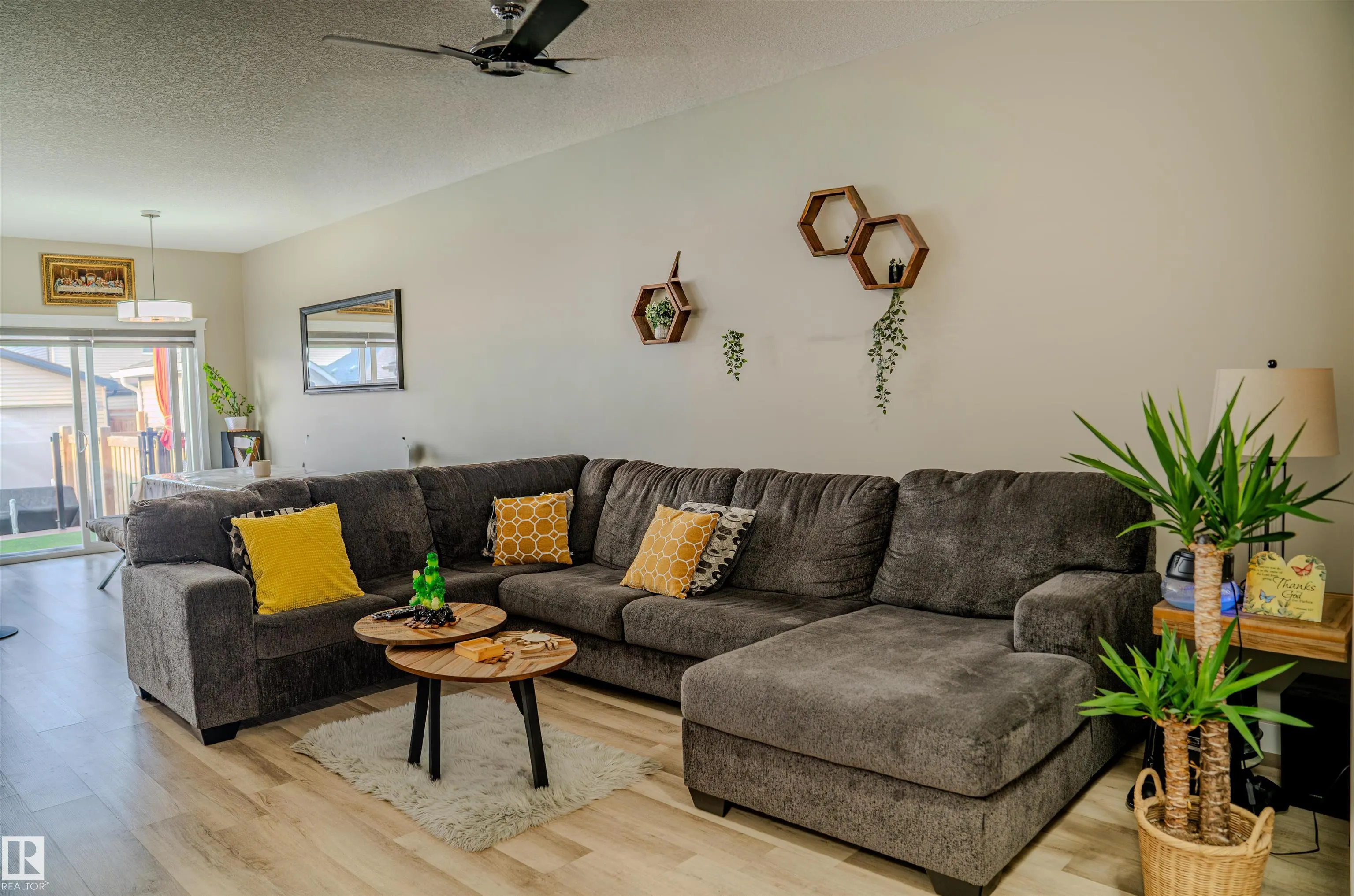 7627 CREIGHTON PLACE
