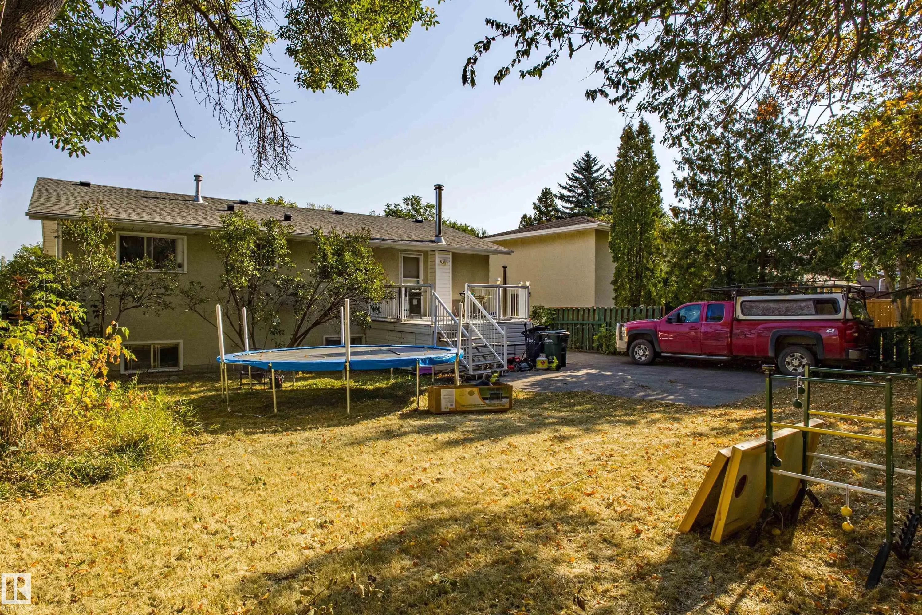 45 GREYSTONE Crescent
