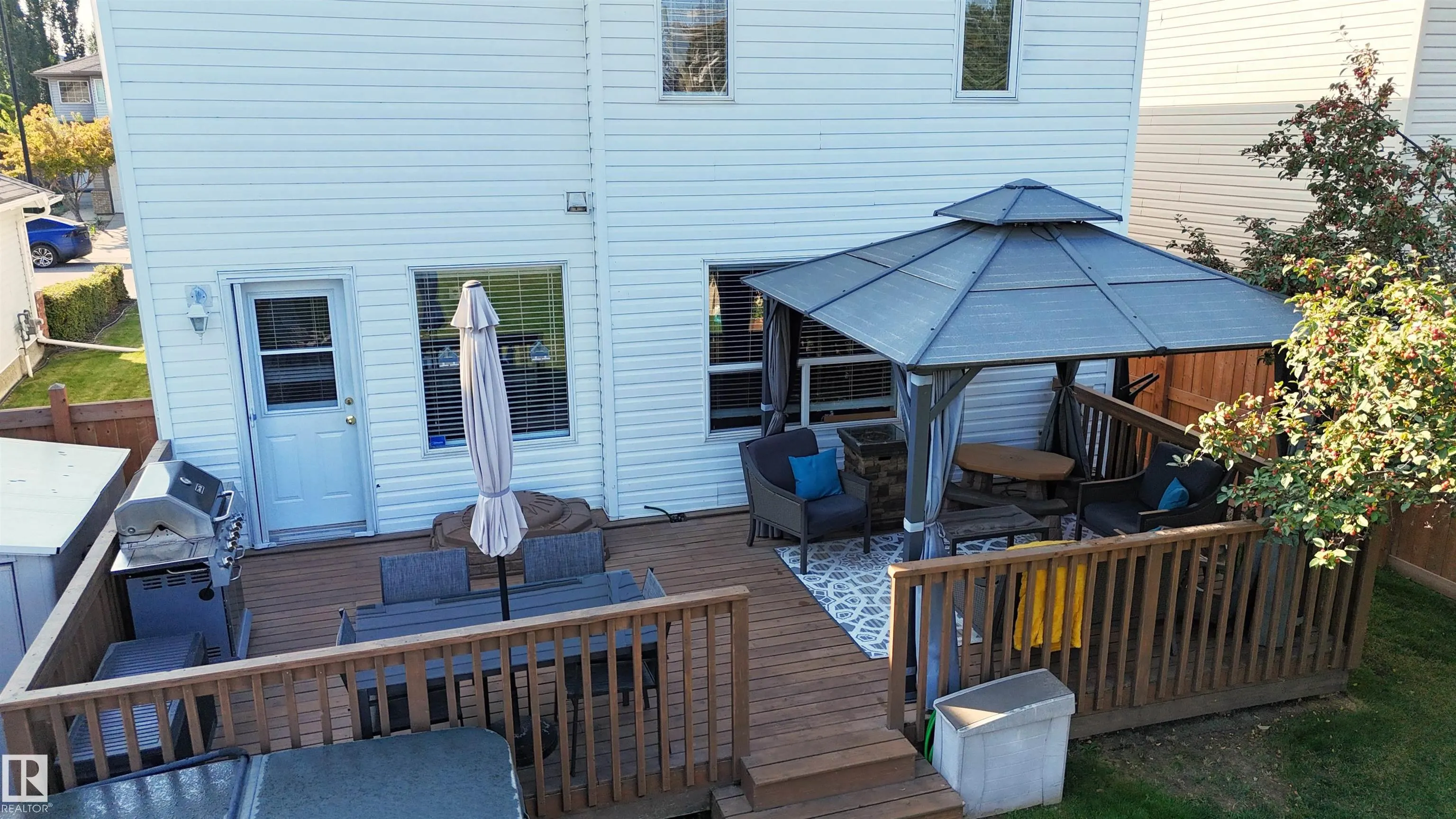 2 WESTERRA Close