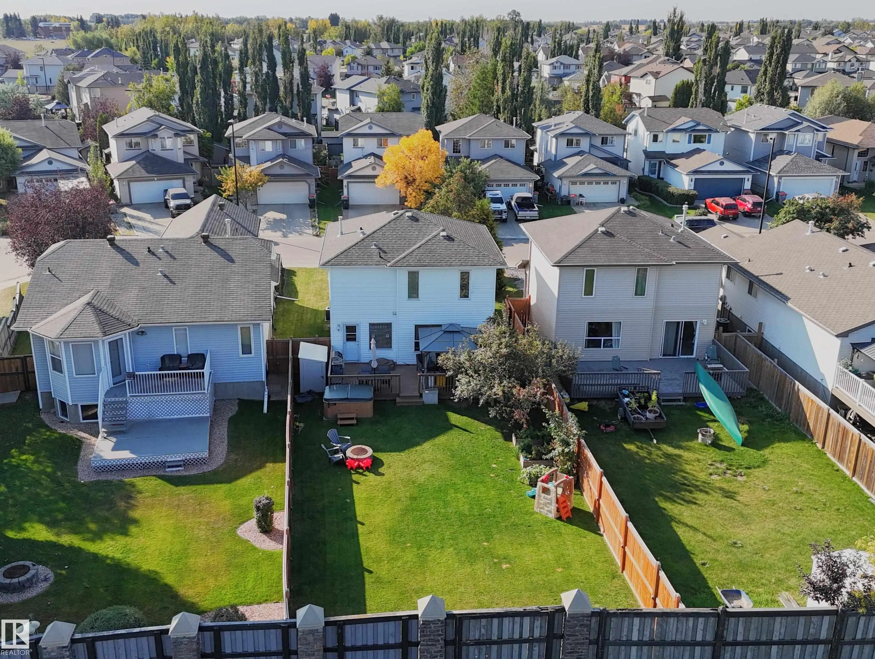 2 WESTERRA Close
