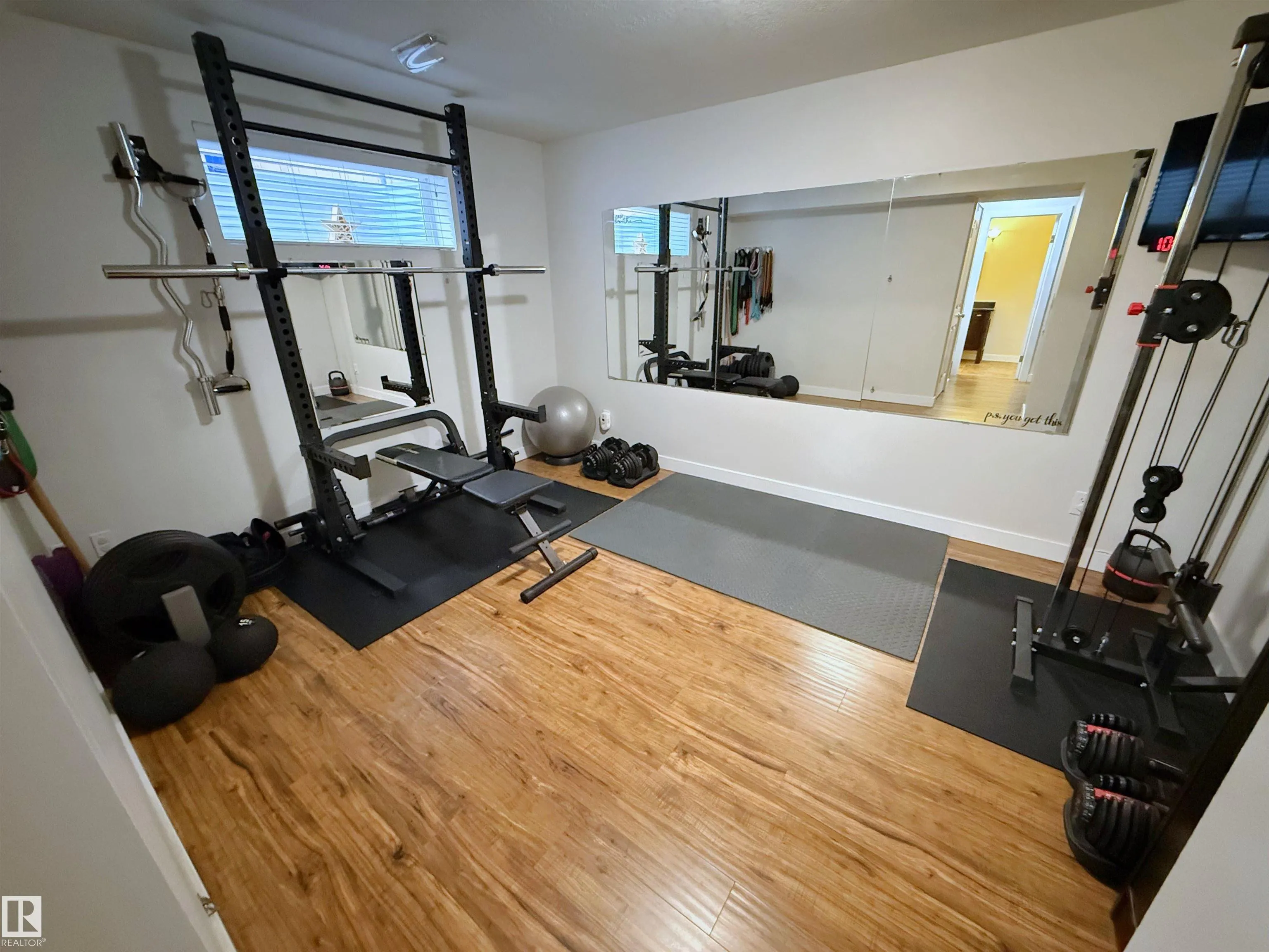 2 WESTERRA Close