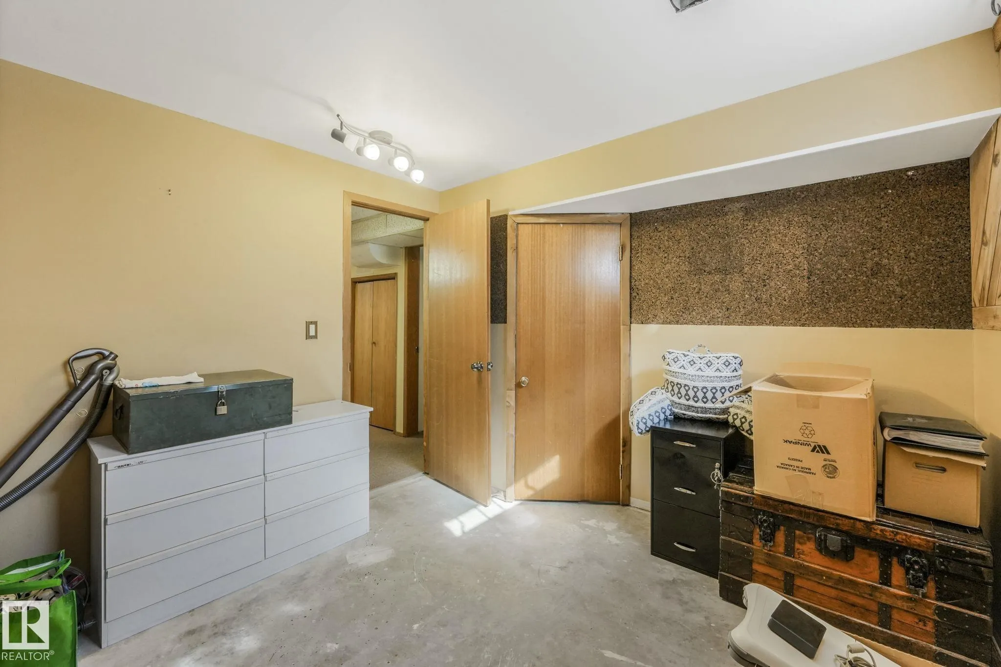 22 LAROSE Drive