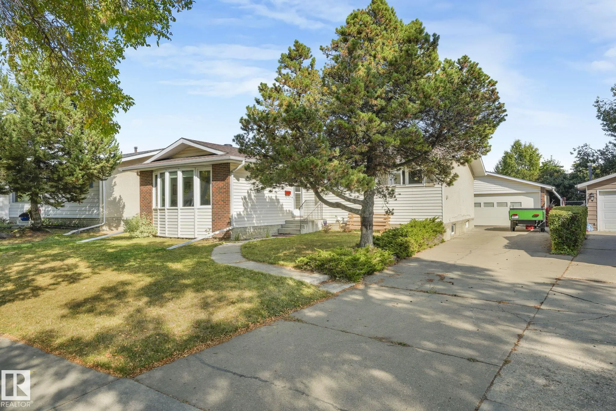 22 LAROSE Drive