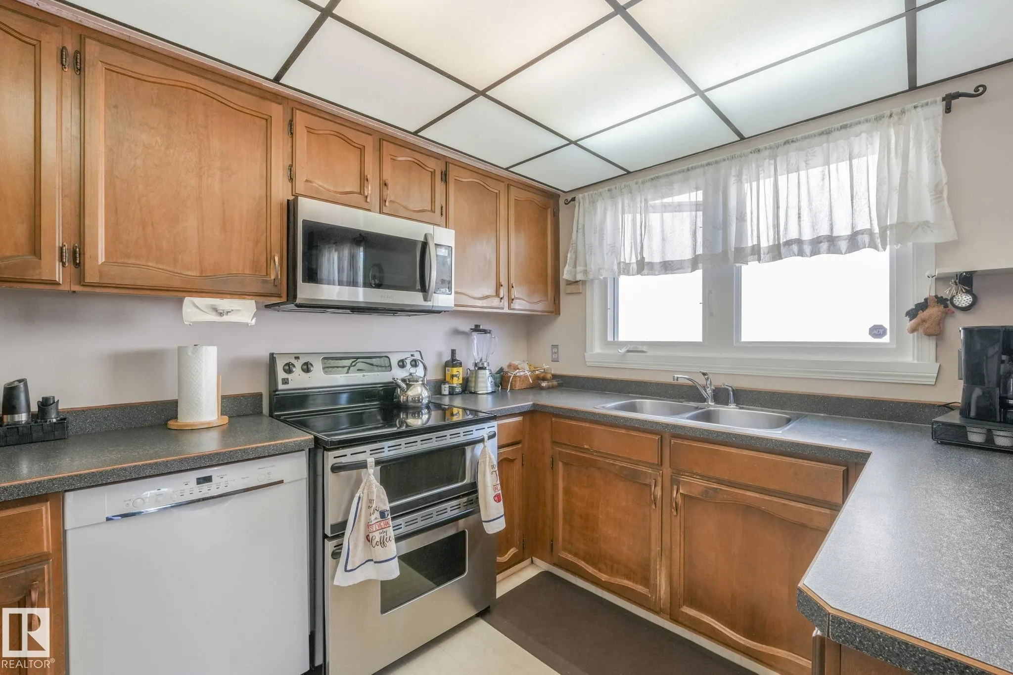 22 LAROSE Drive