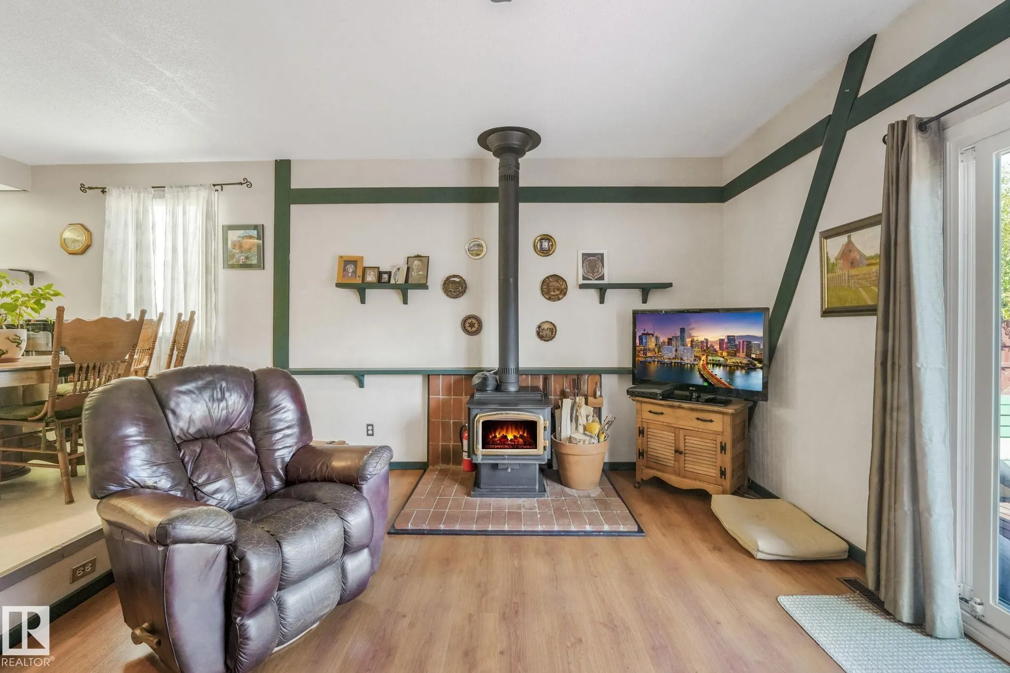 22 LAROSE Drive