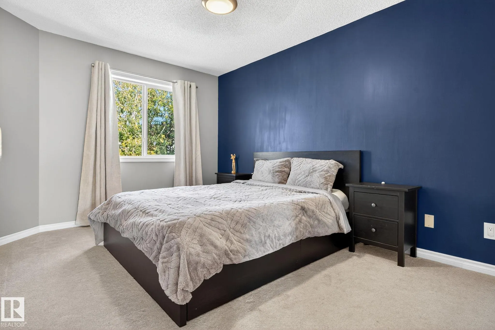 185 ERIN RIDGE Drive