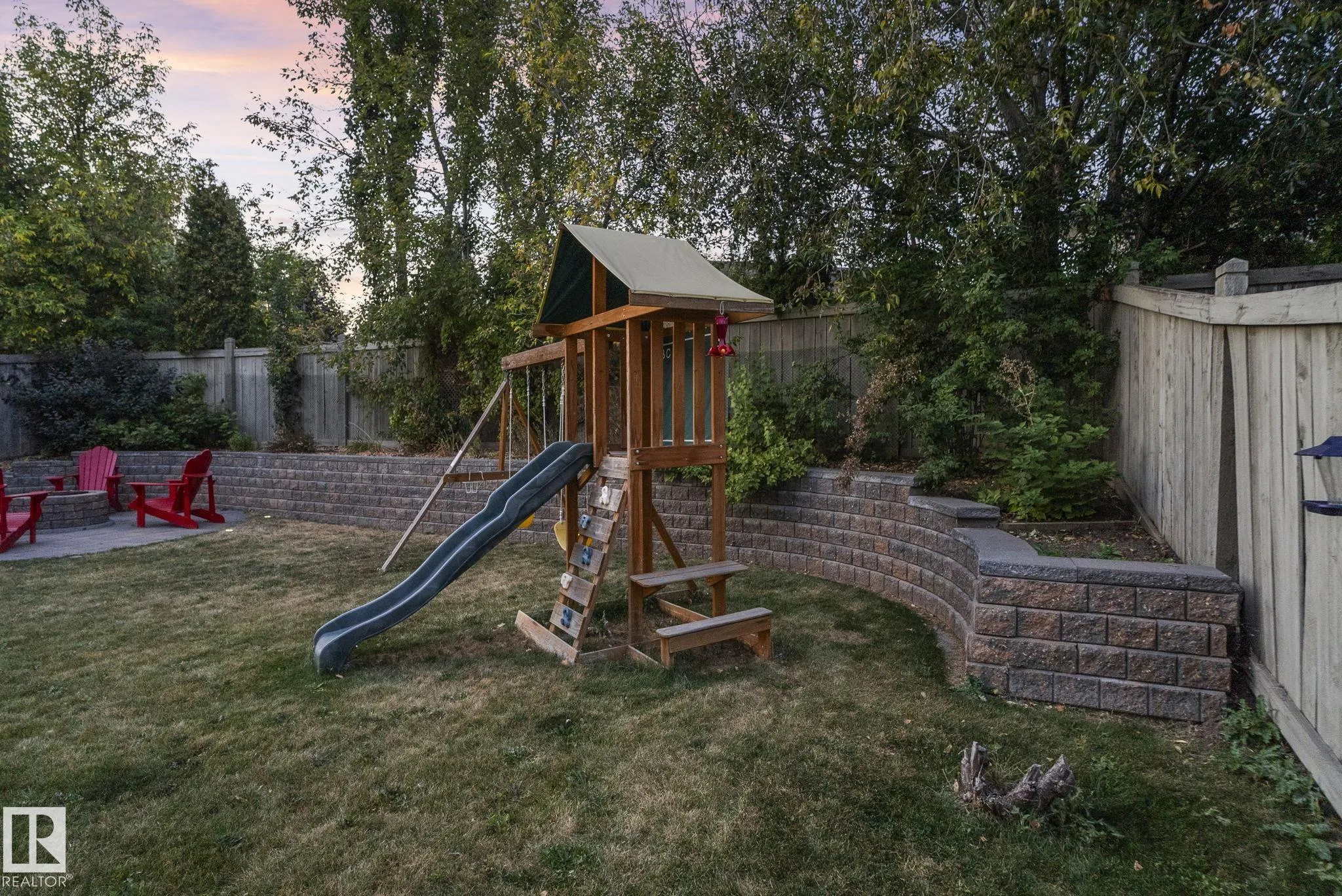 185 ERIN RIDGE Drive