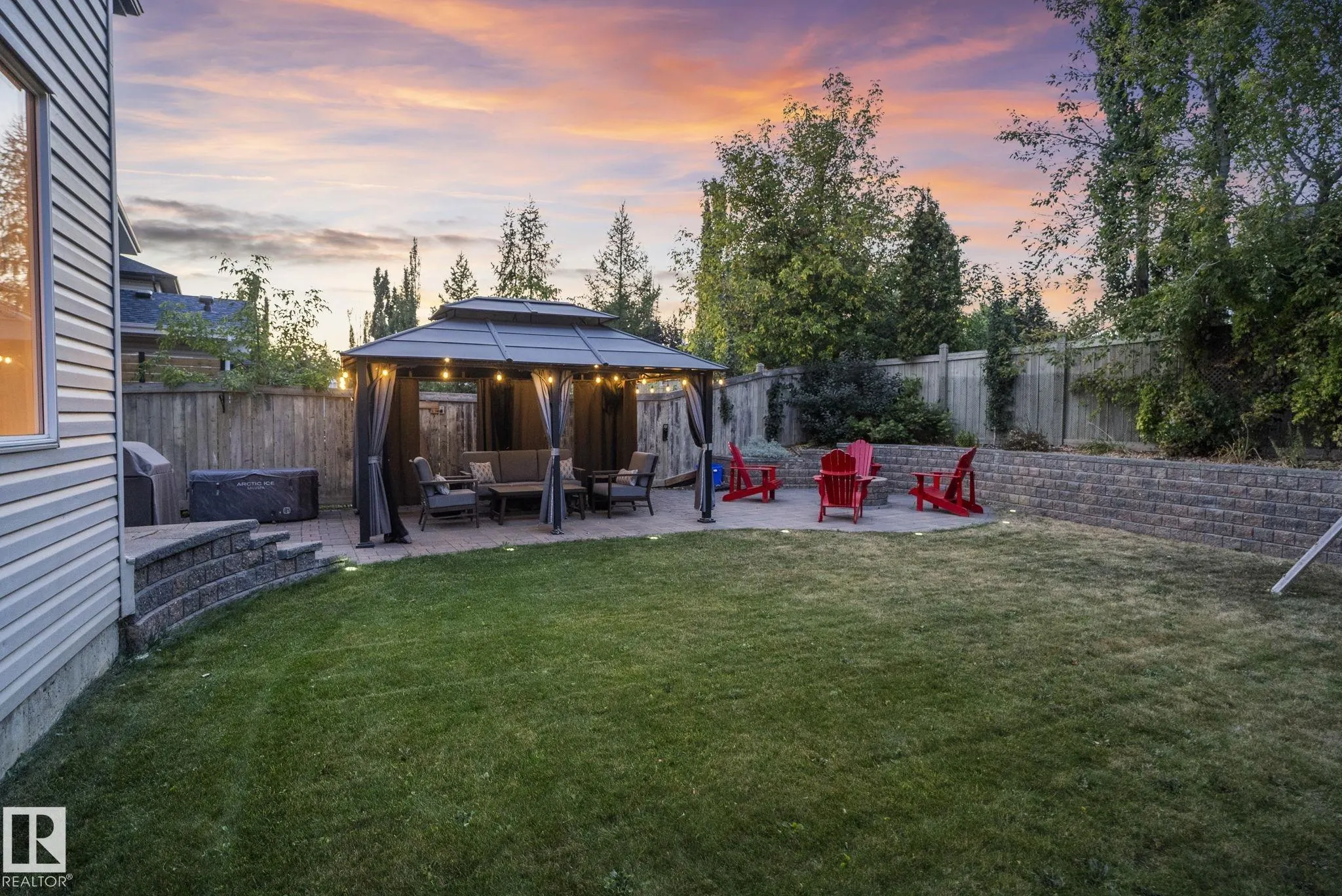 185 ERIN RIDGE Drive