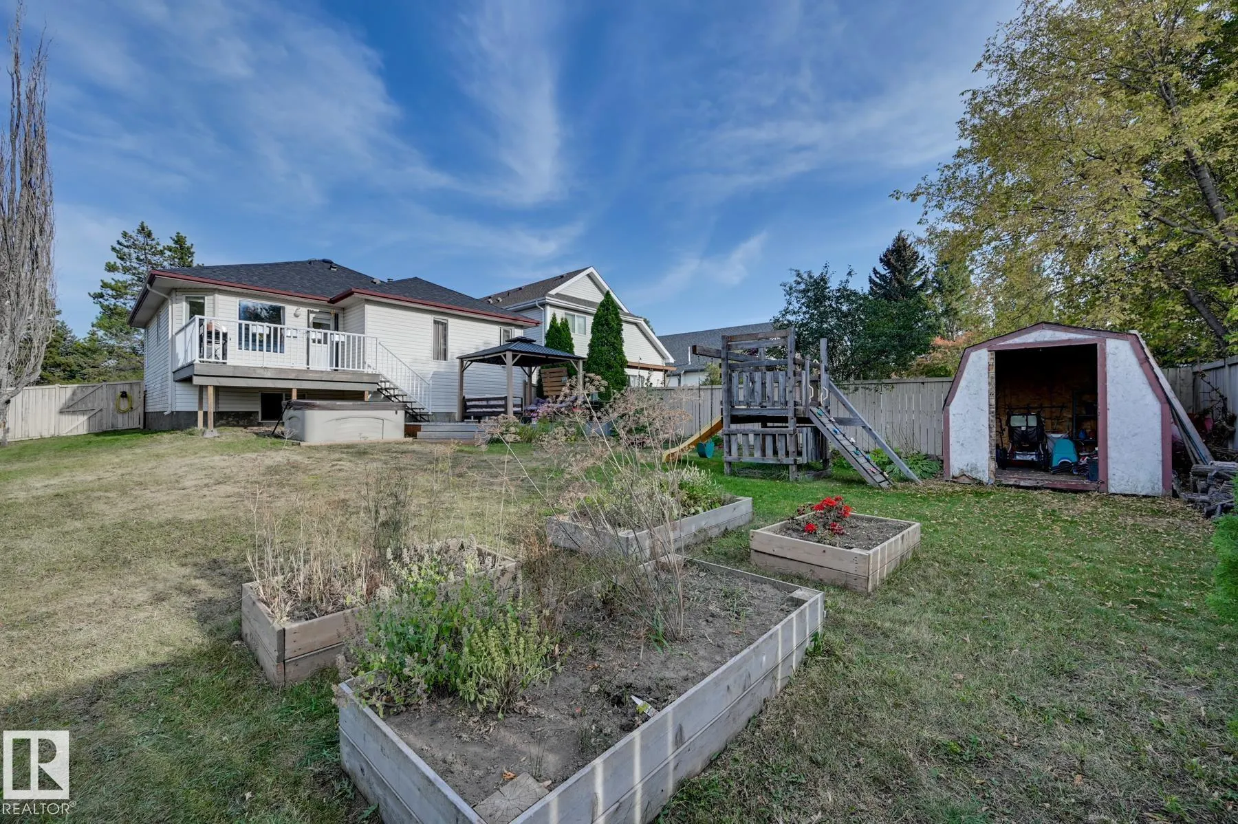 2 WESTWOOD Way