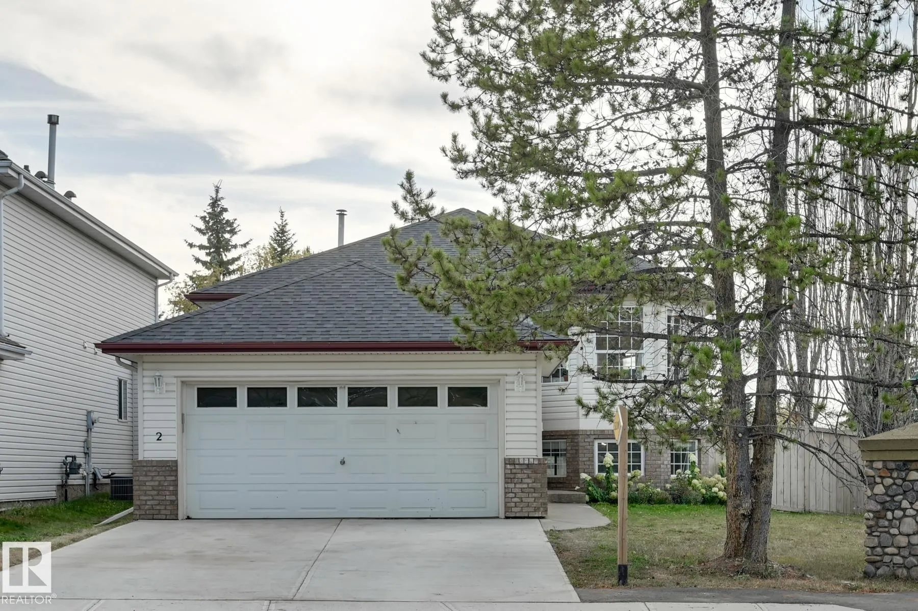 2 WESTWOOD Way
