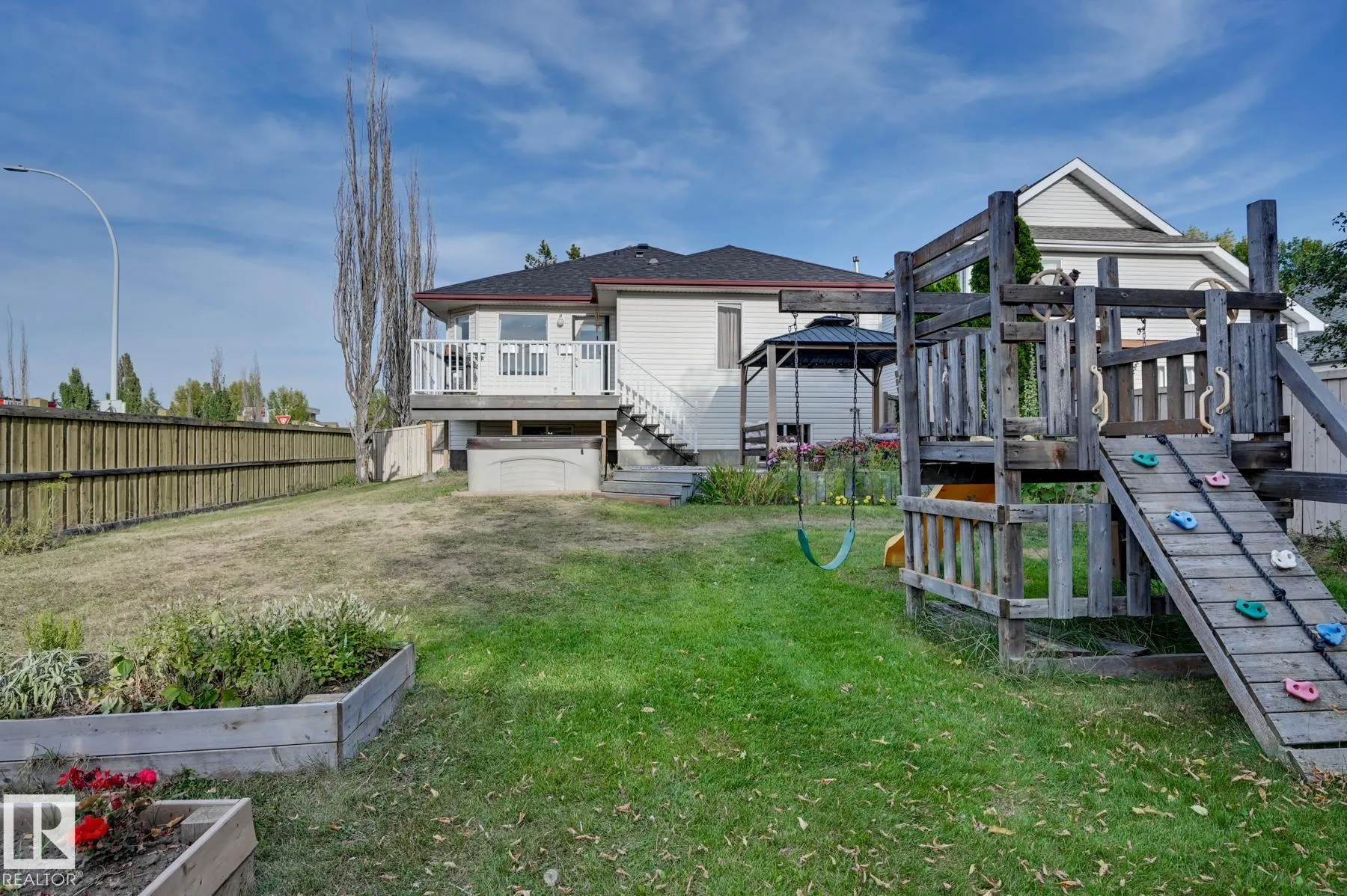 2 WESTWOOD Way