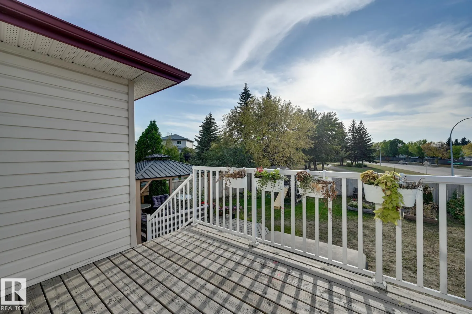 2 WESTWOOD Way