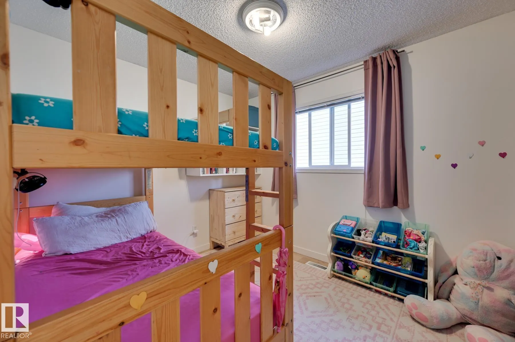 2 WESTWOOD Way