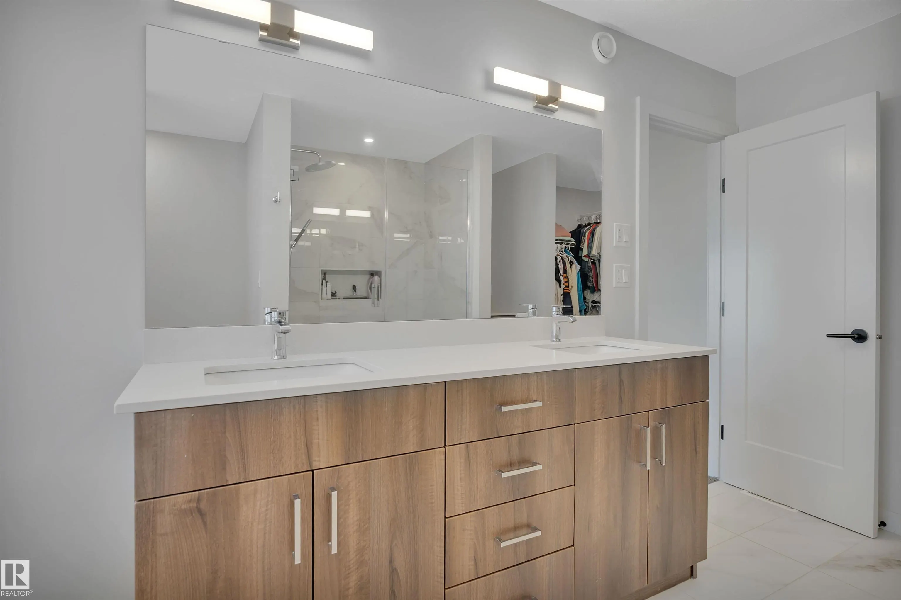 6458 ELSTON Loop