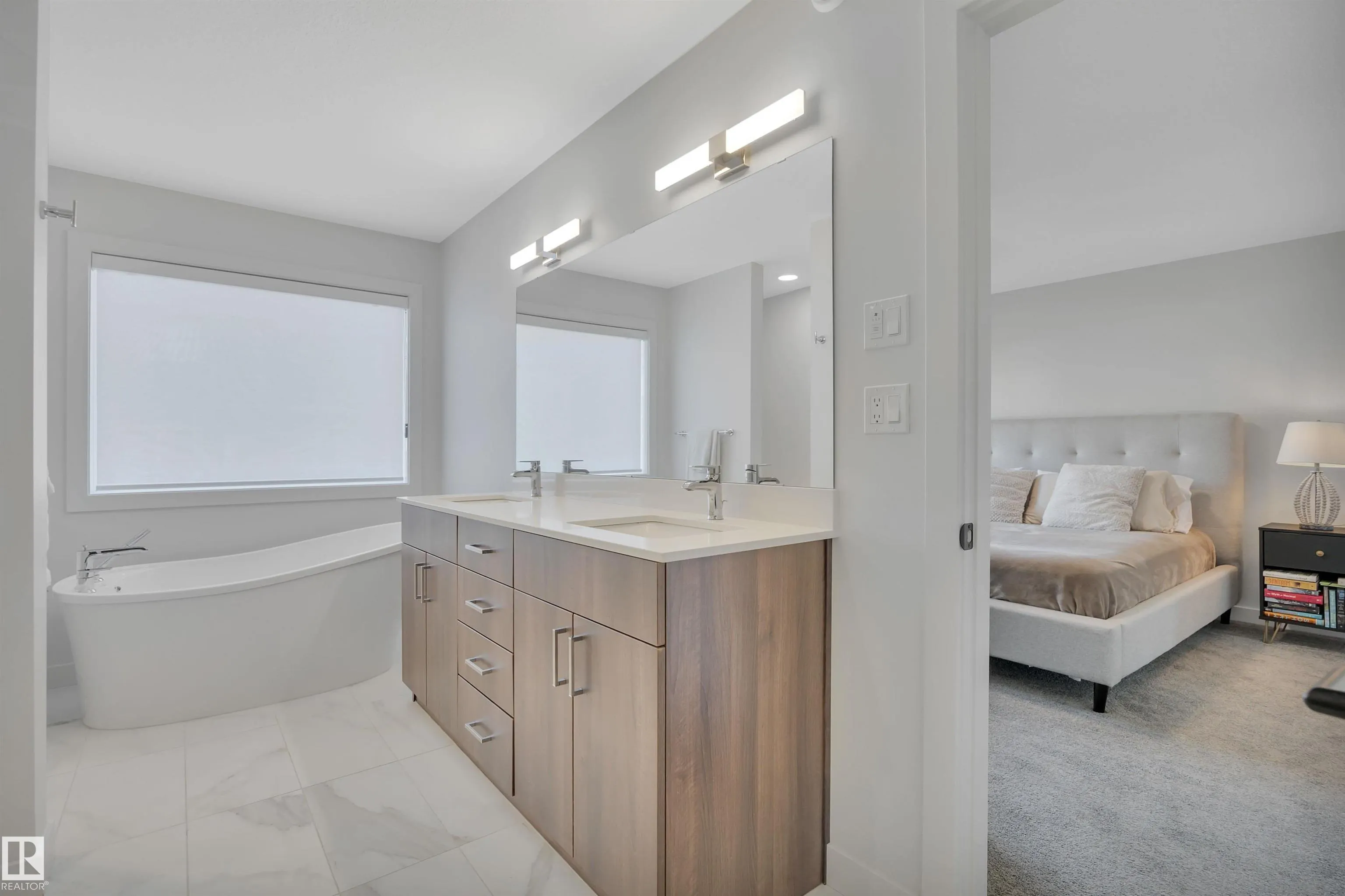 6458 ELSTON Loop