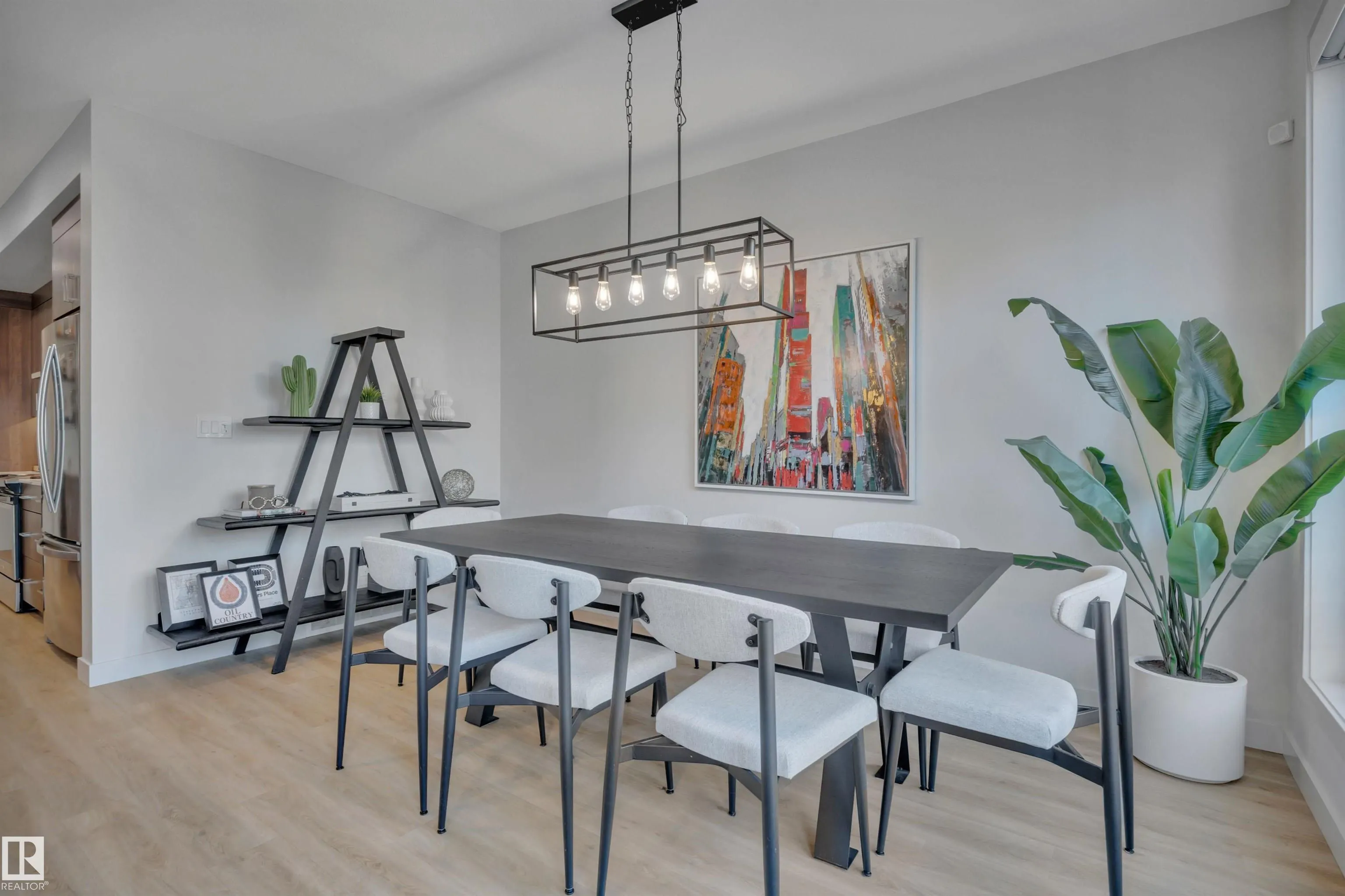 6458 ELSTON Loop
