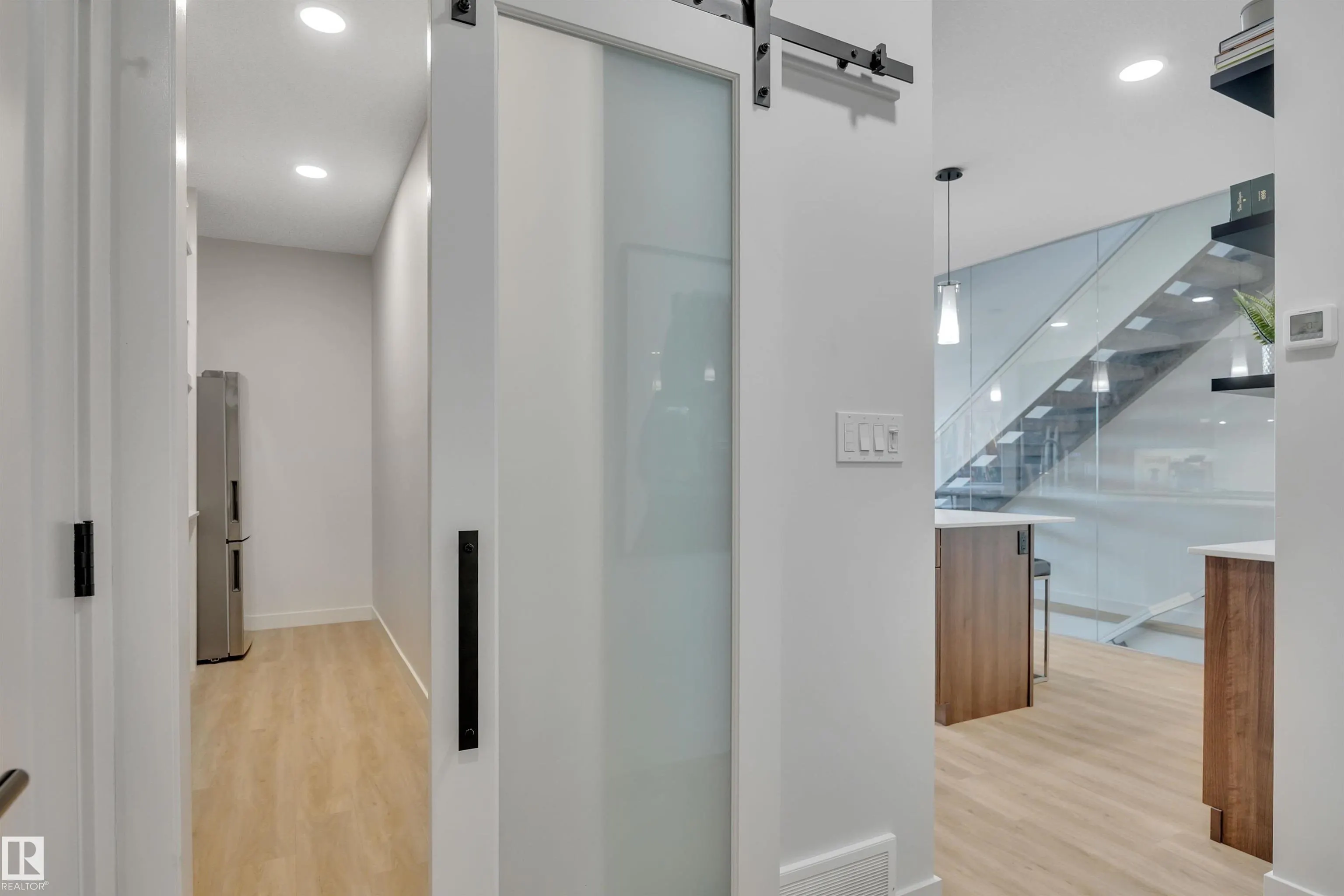 6458 ELSTON Loop