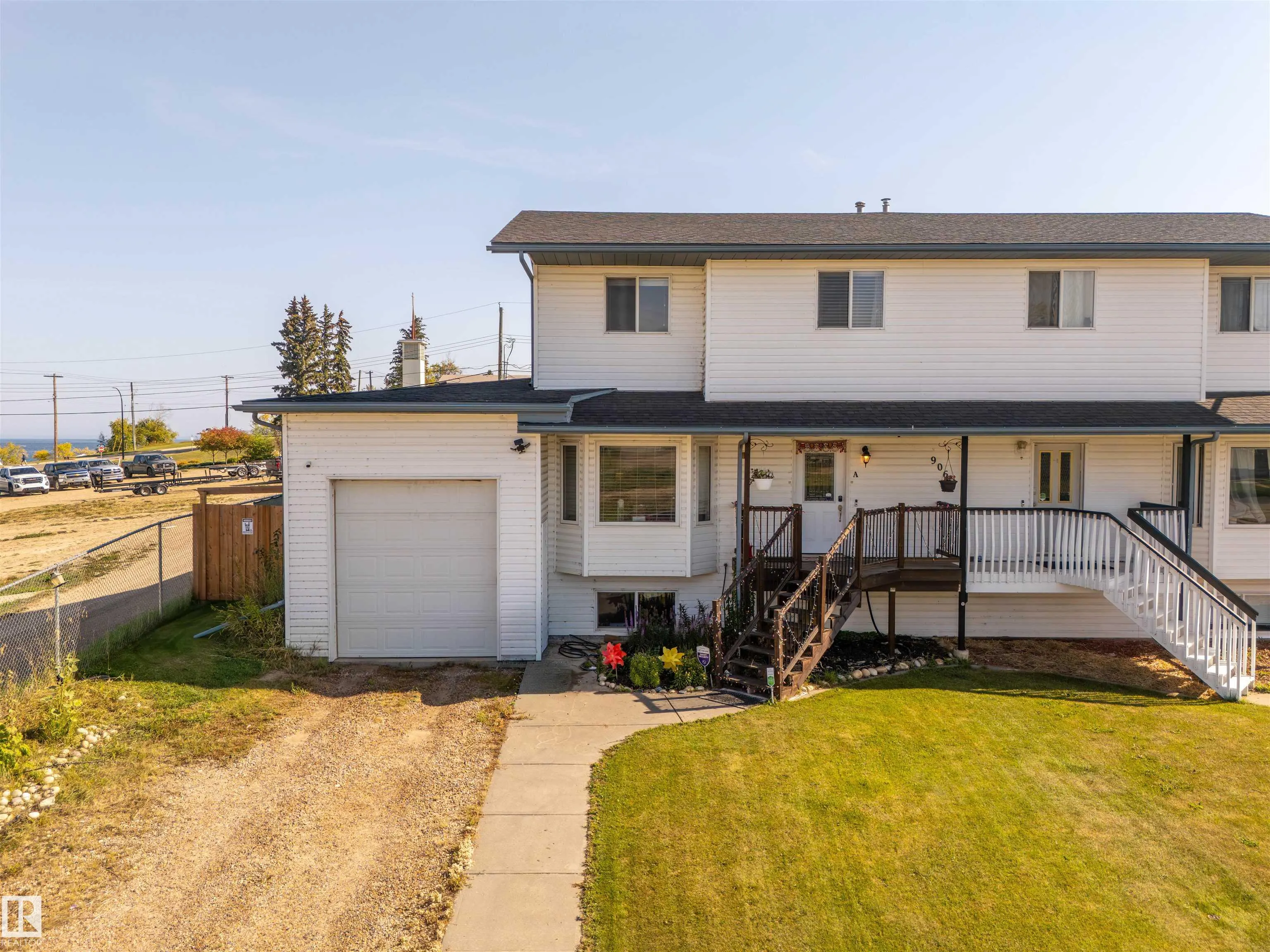 906A 9  STREET