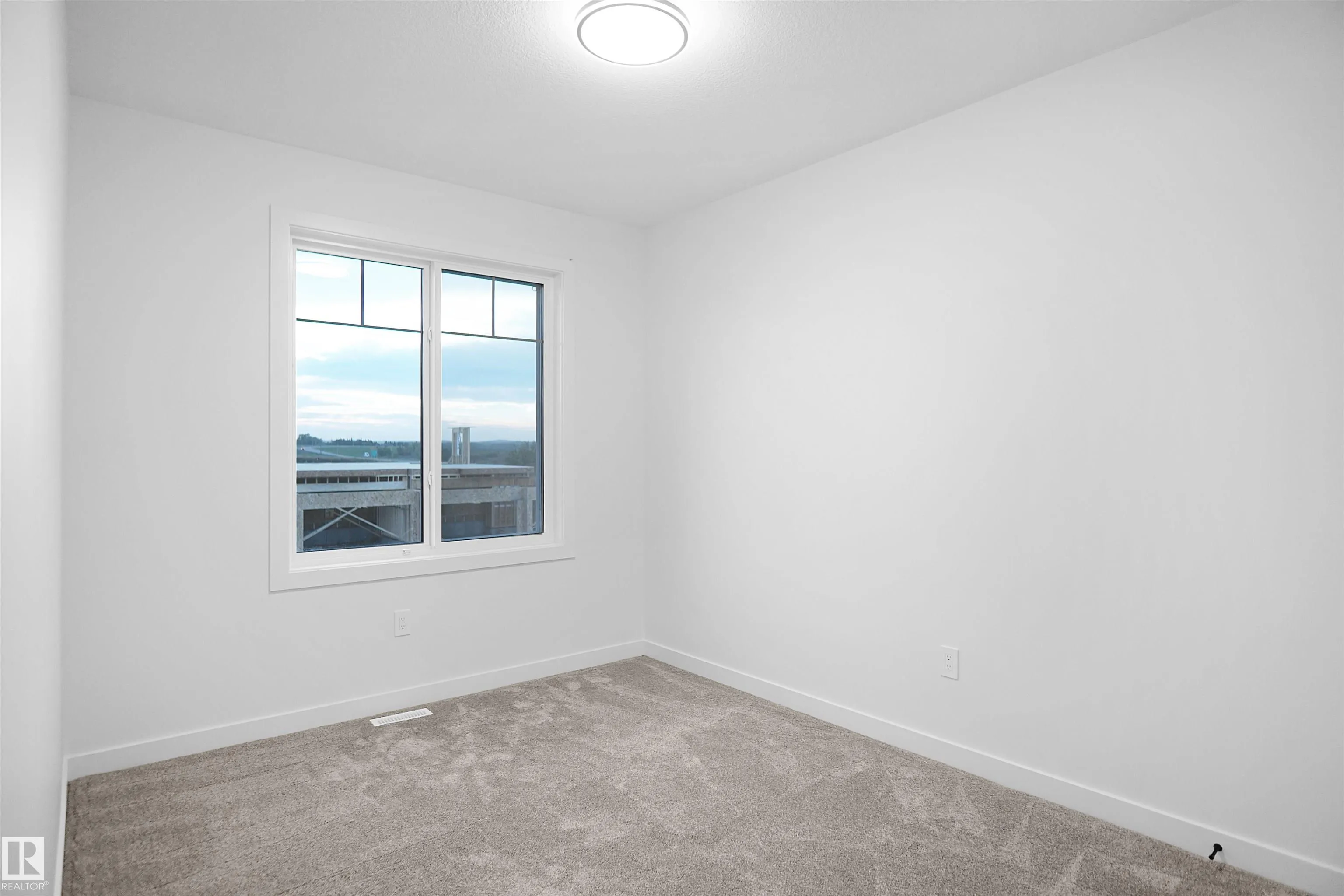 17 AXELWOOD CRESCENT