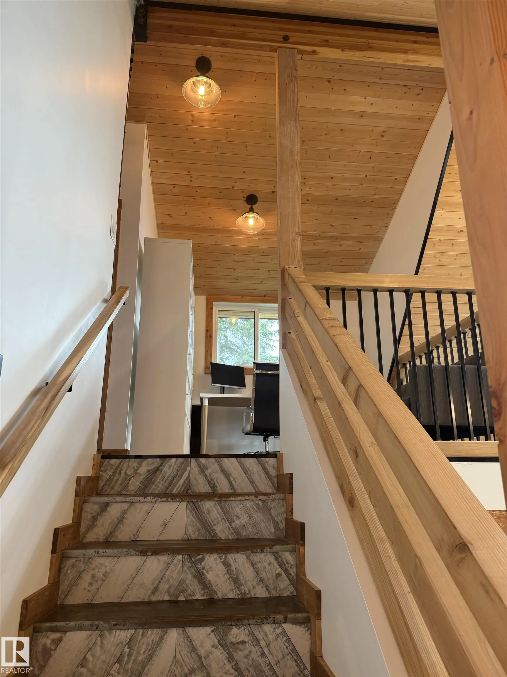 2332 TWP 521 Parkland County