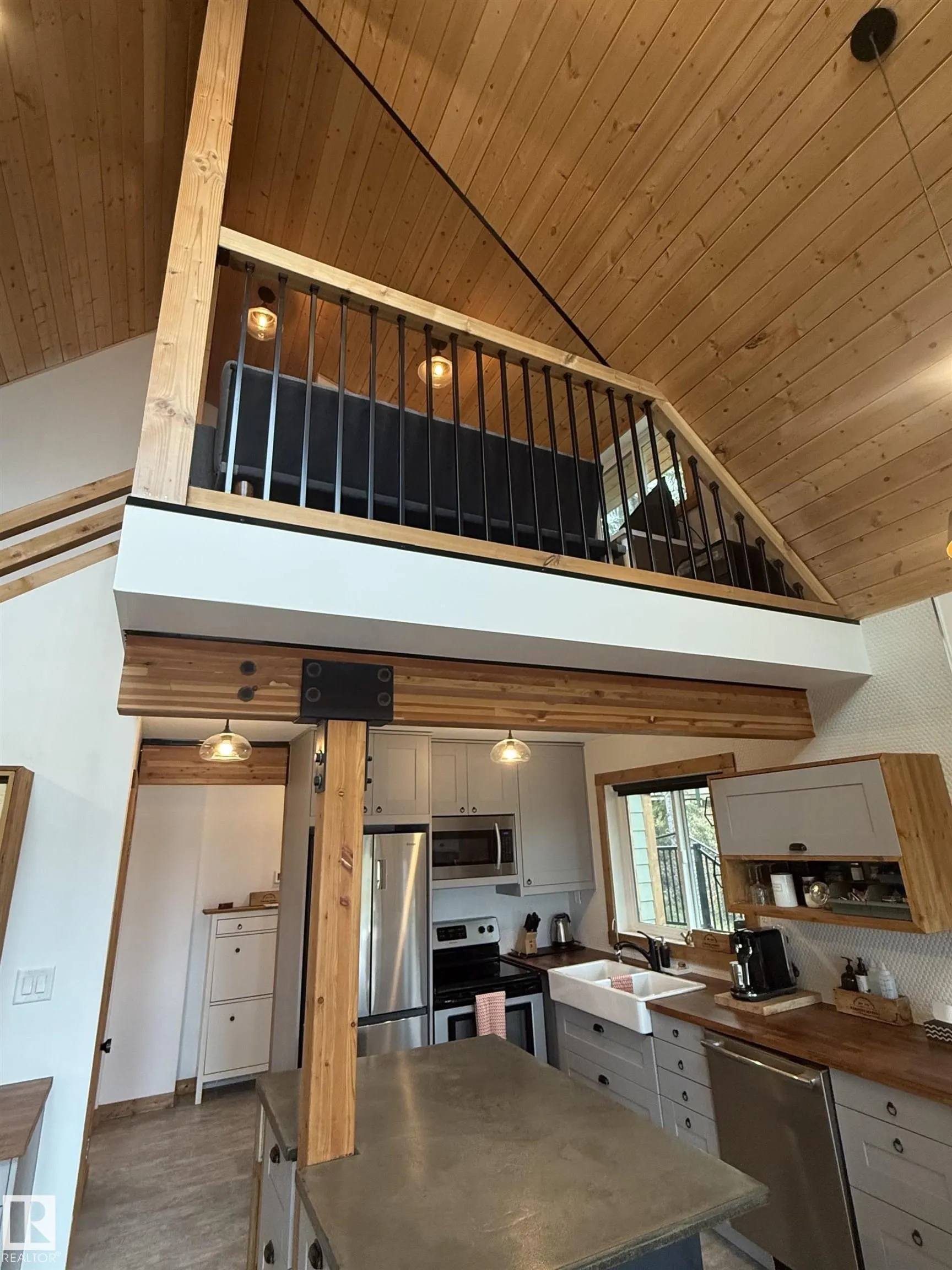 2332 TWP 521 Parkland County
