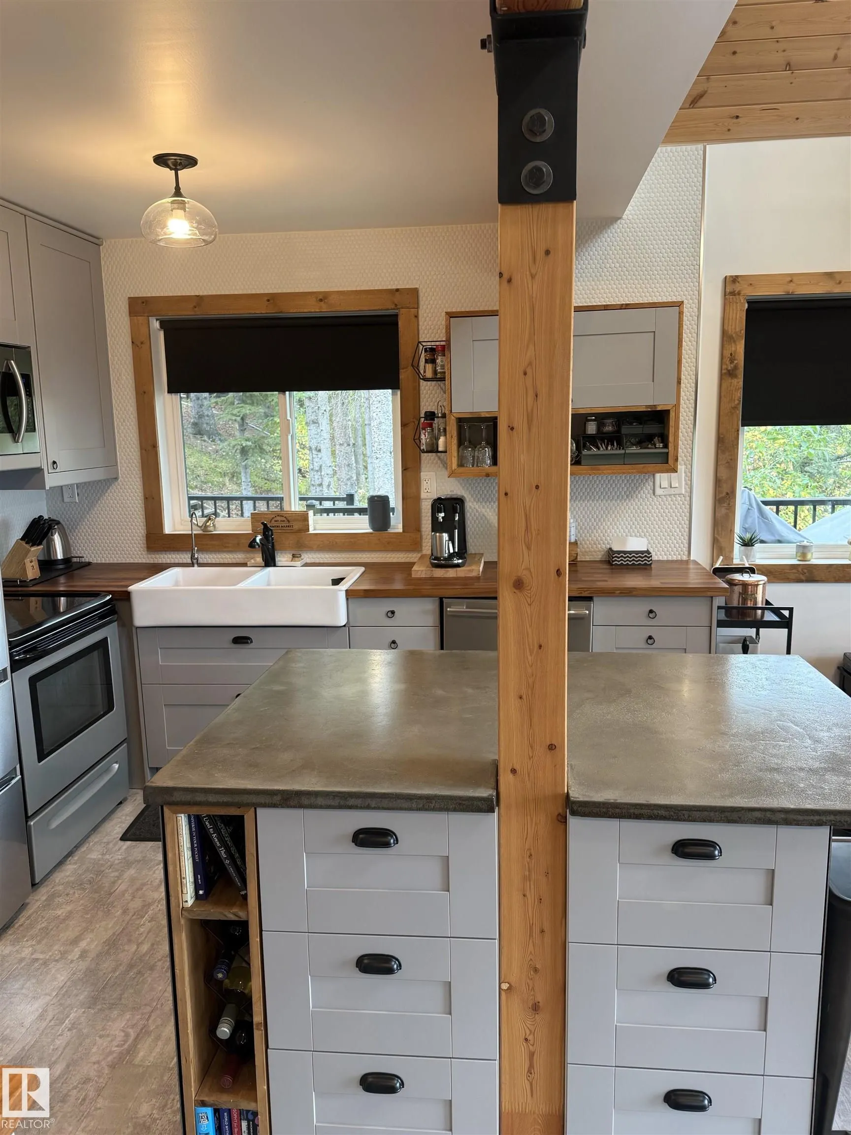 2332 TWP 521 Parkland County