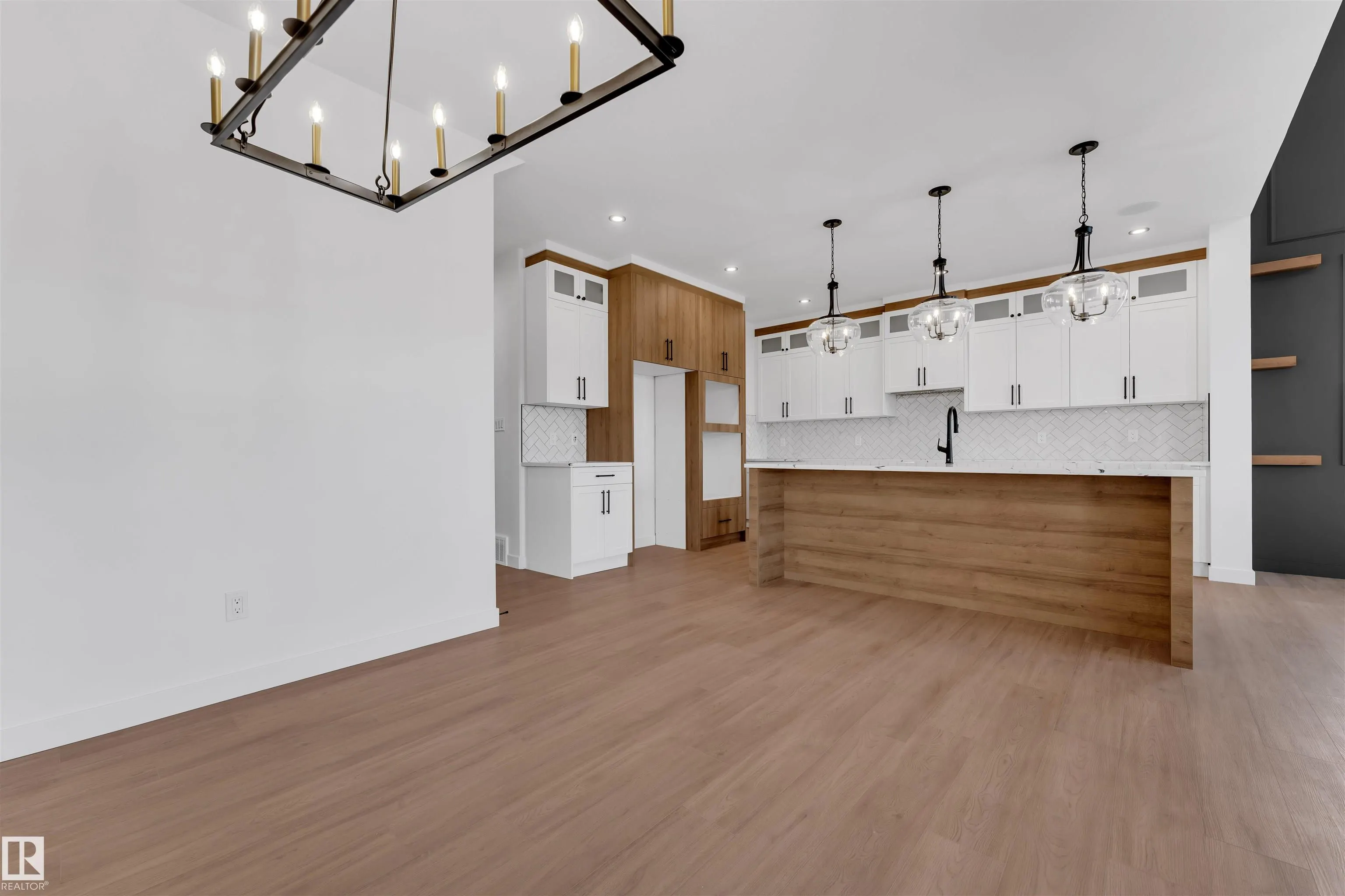 30 TILIA Place
