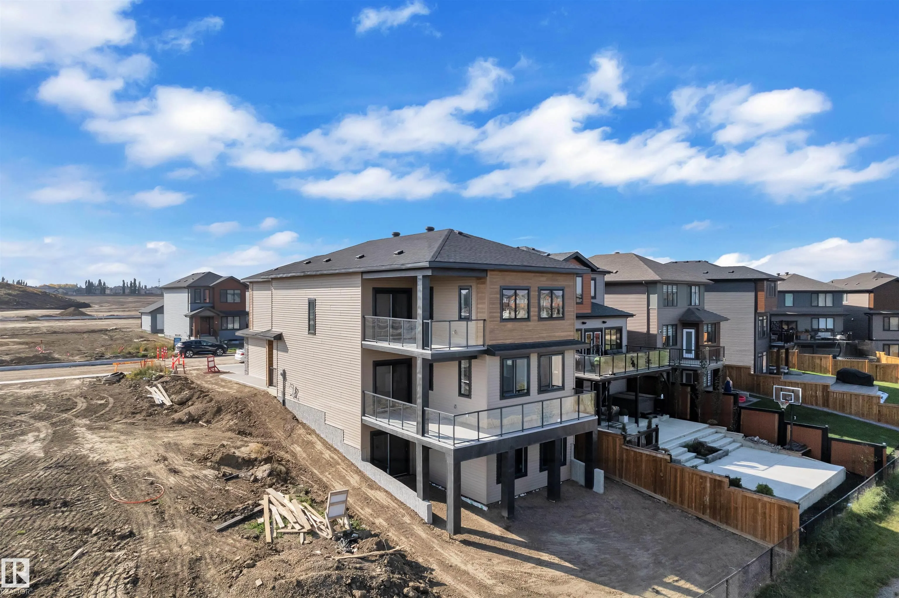 30 TILIA Place