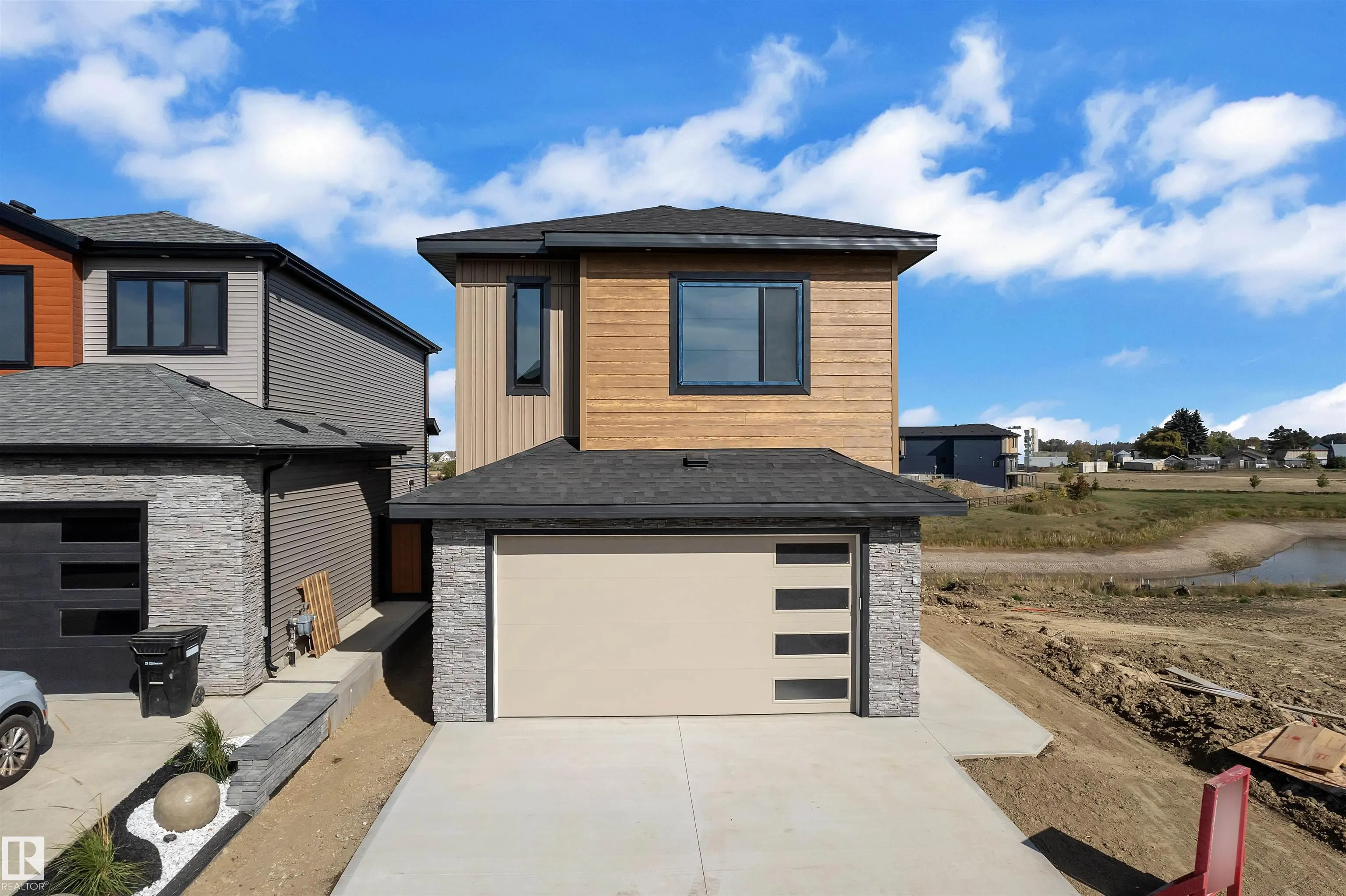 30 TILIA Place
