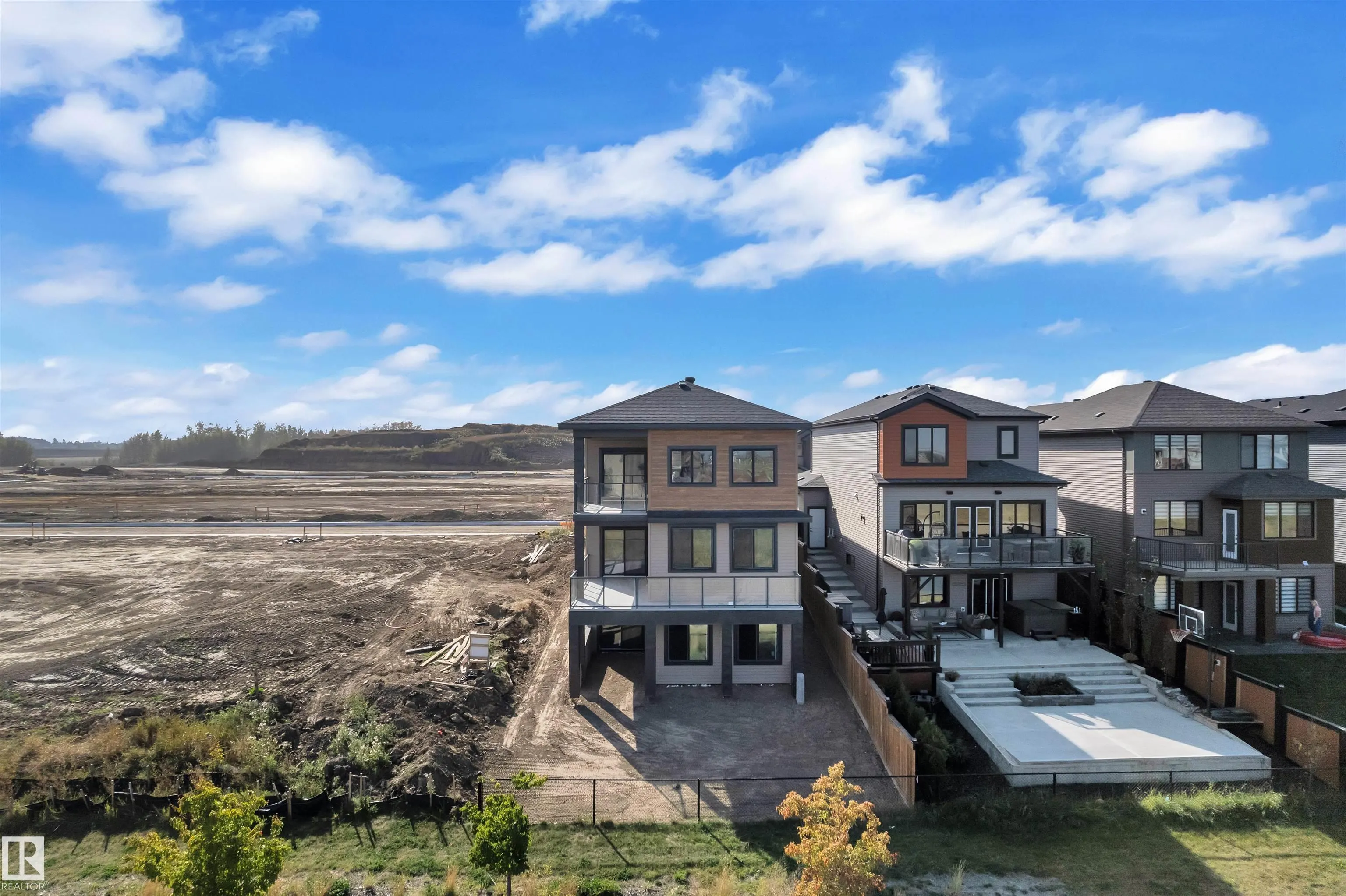 30 TILIA Place