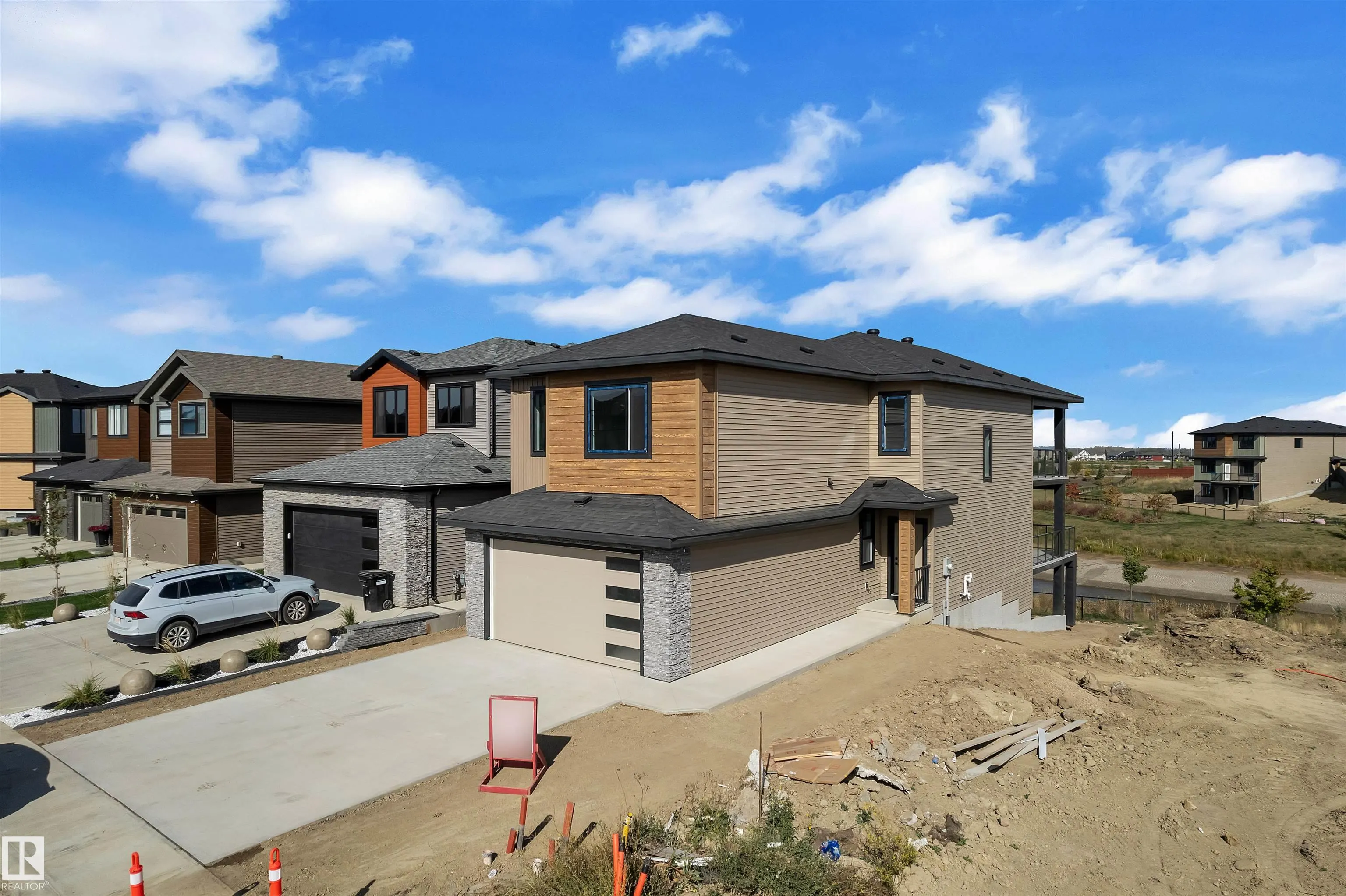30 TILIA Place