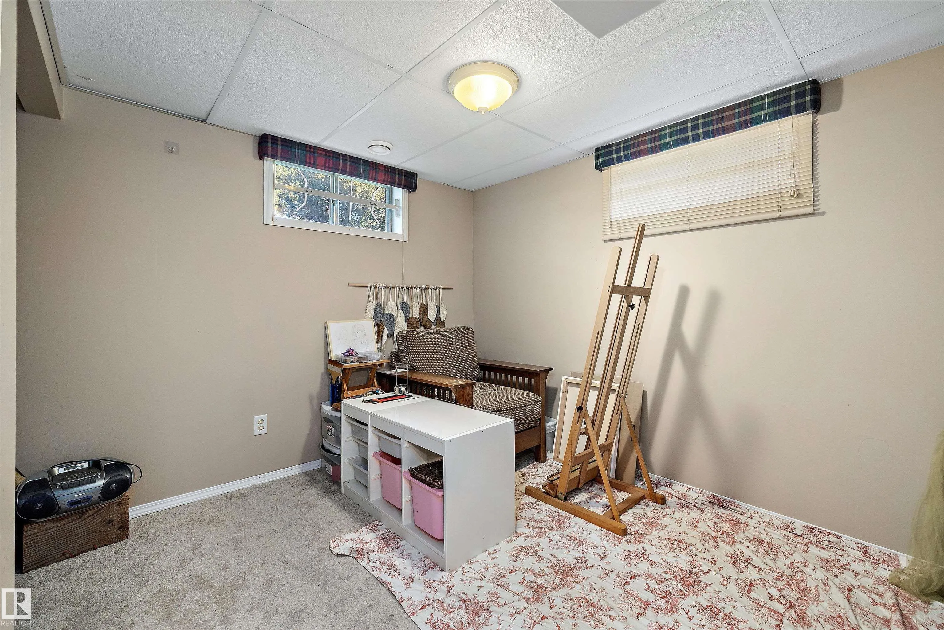 1456 KNOTTWOOD Road