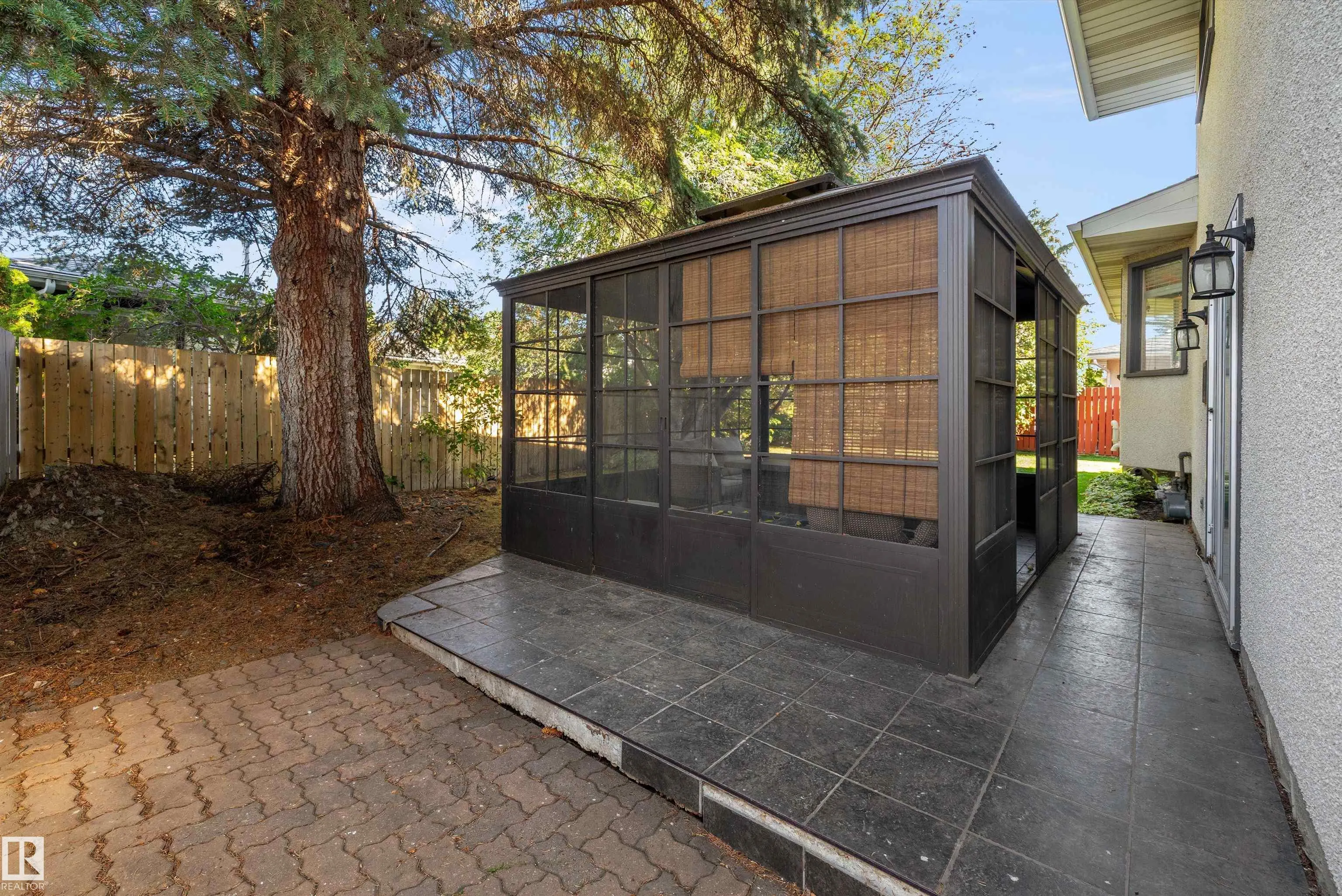 1456 KNOTTWOOD Road