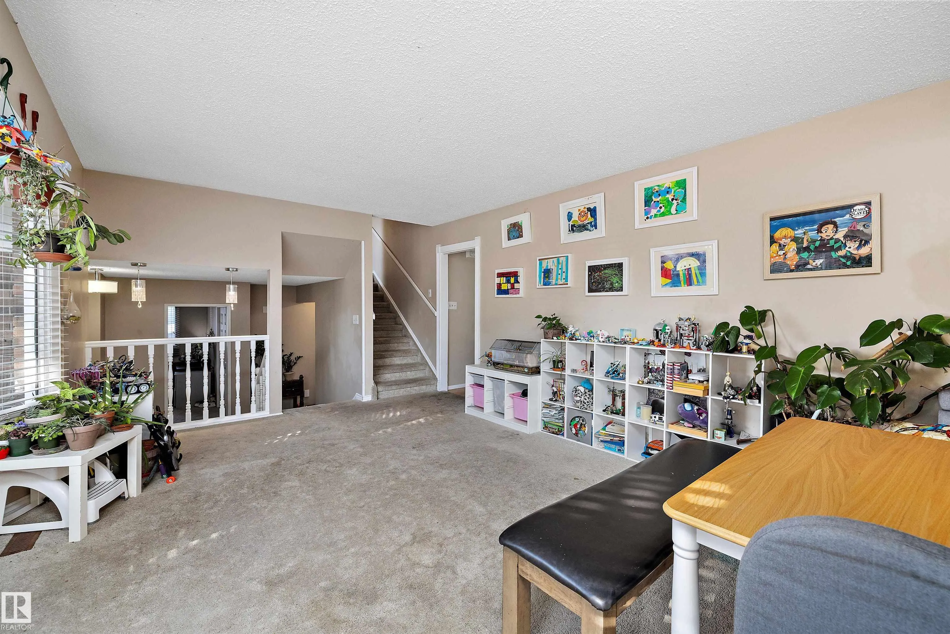 1456 KNOTTWOOD Road