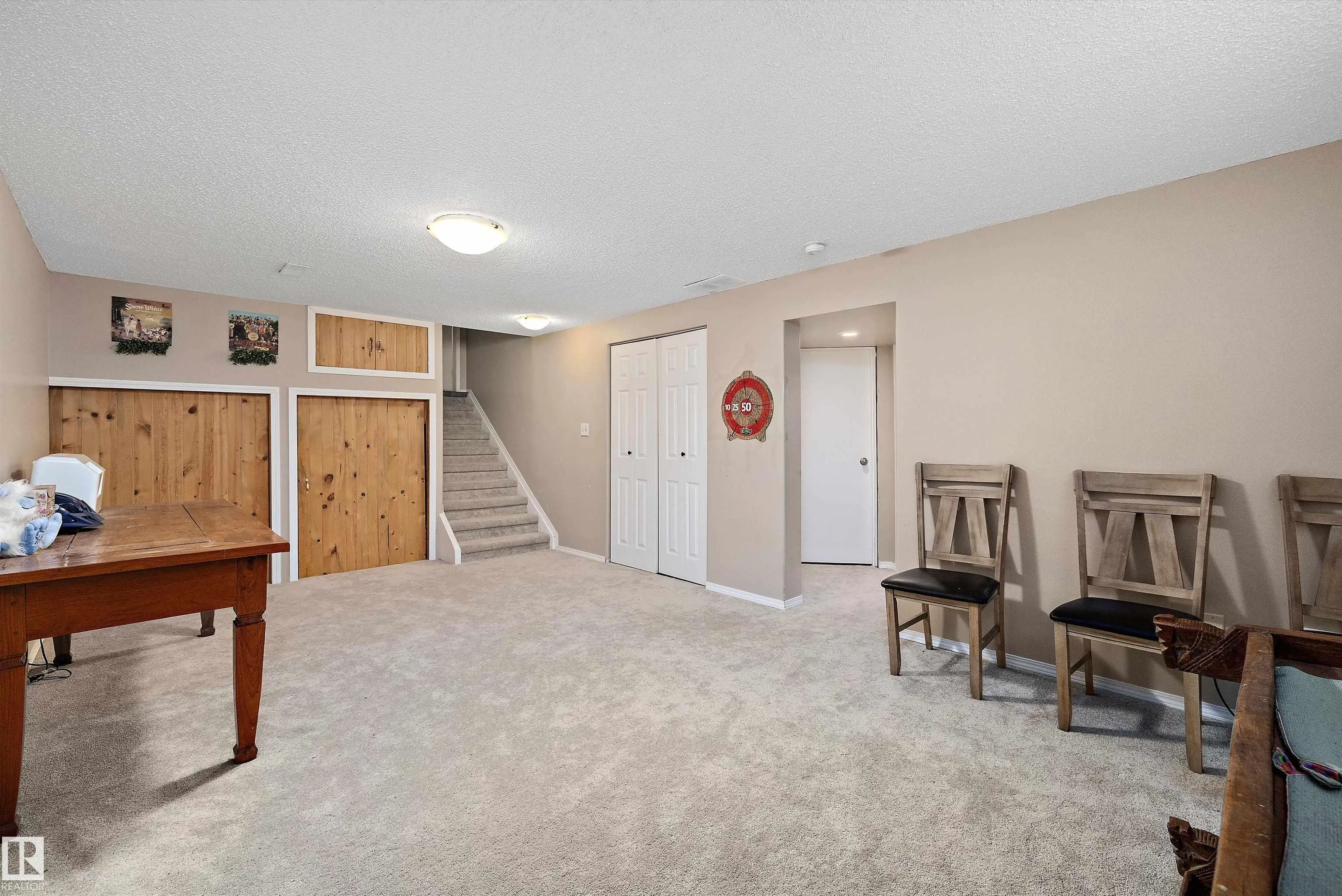 1456 KNOTTWOOD Road