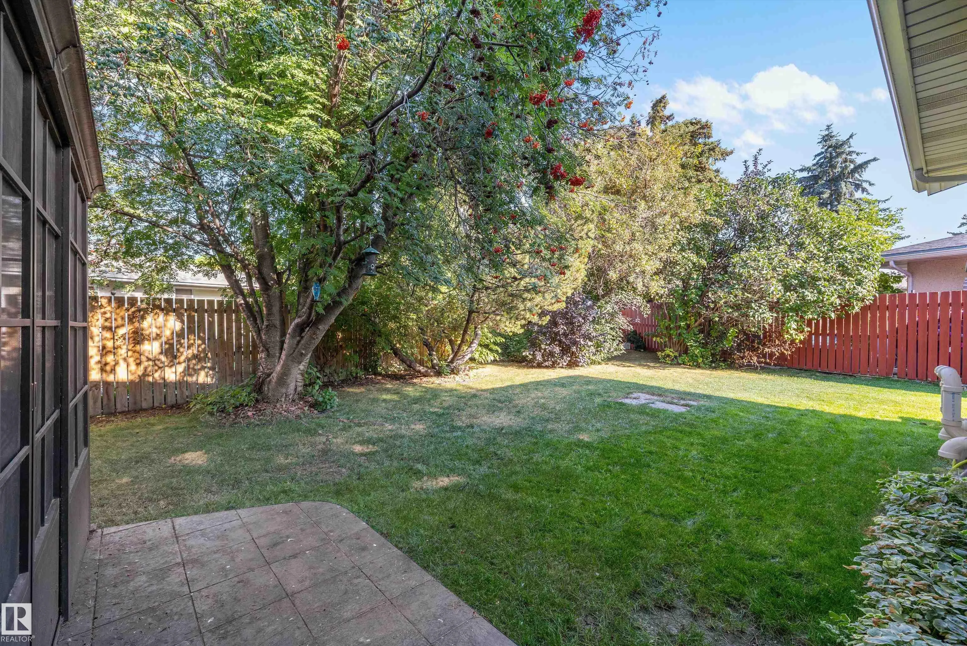 1456 KNOTTWOOD Road