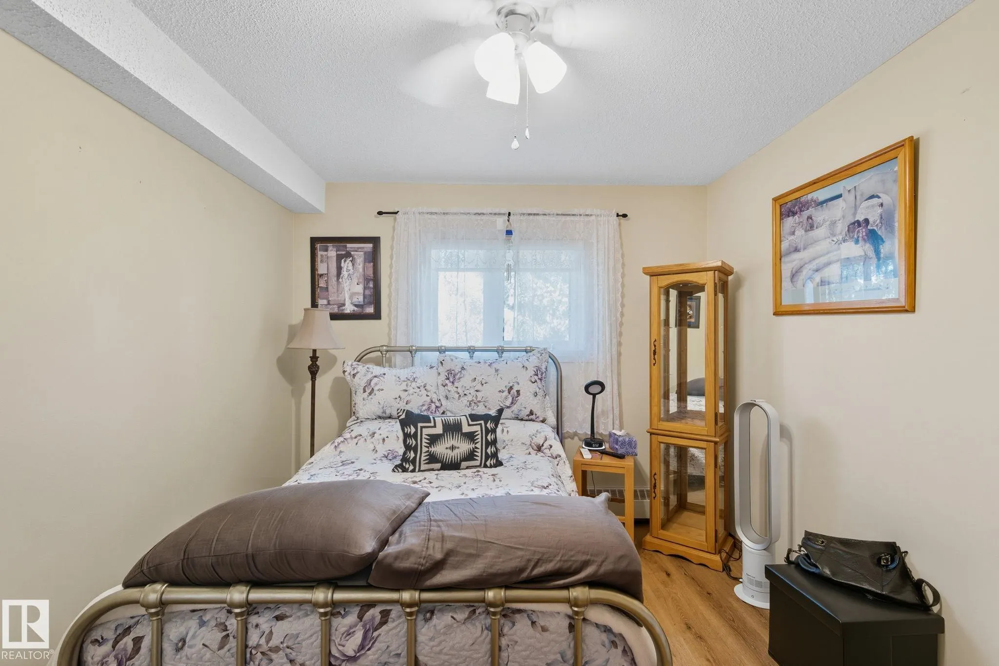18004 95 Ave