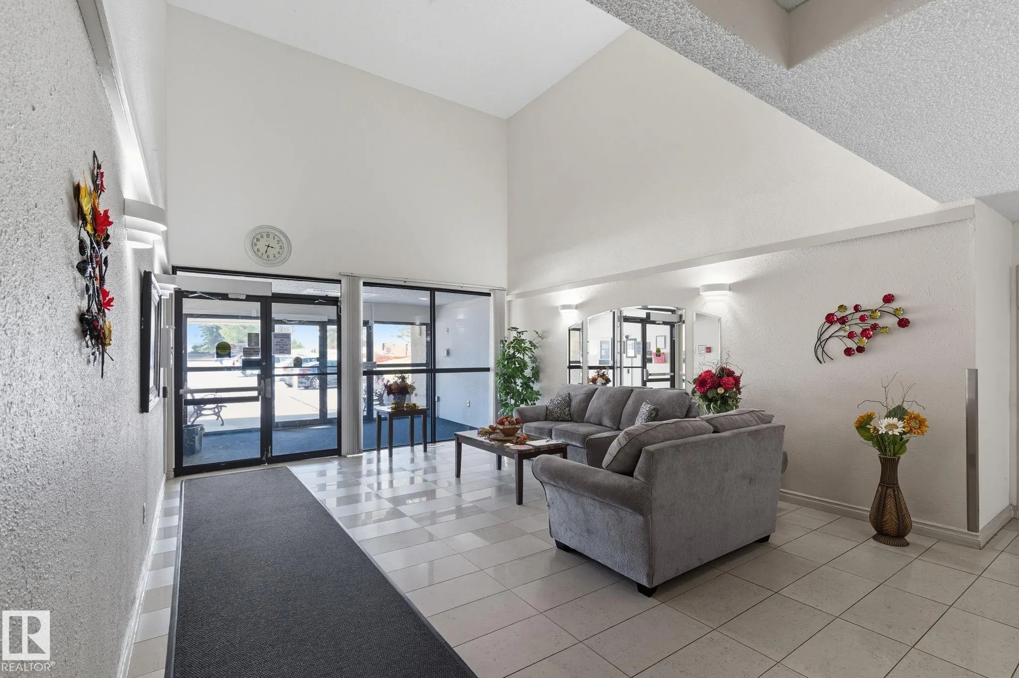 18004 95 Ave