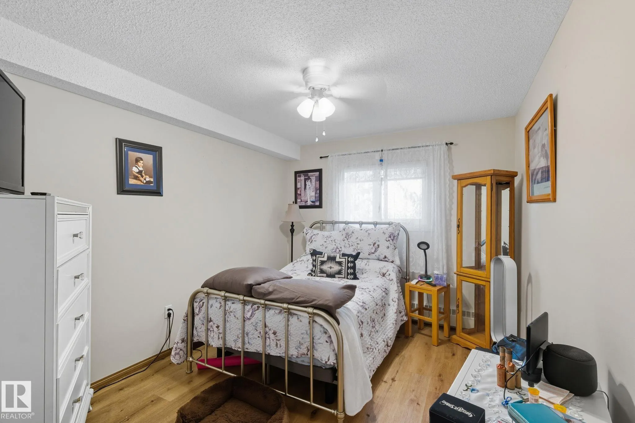 18004 95 Ave