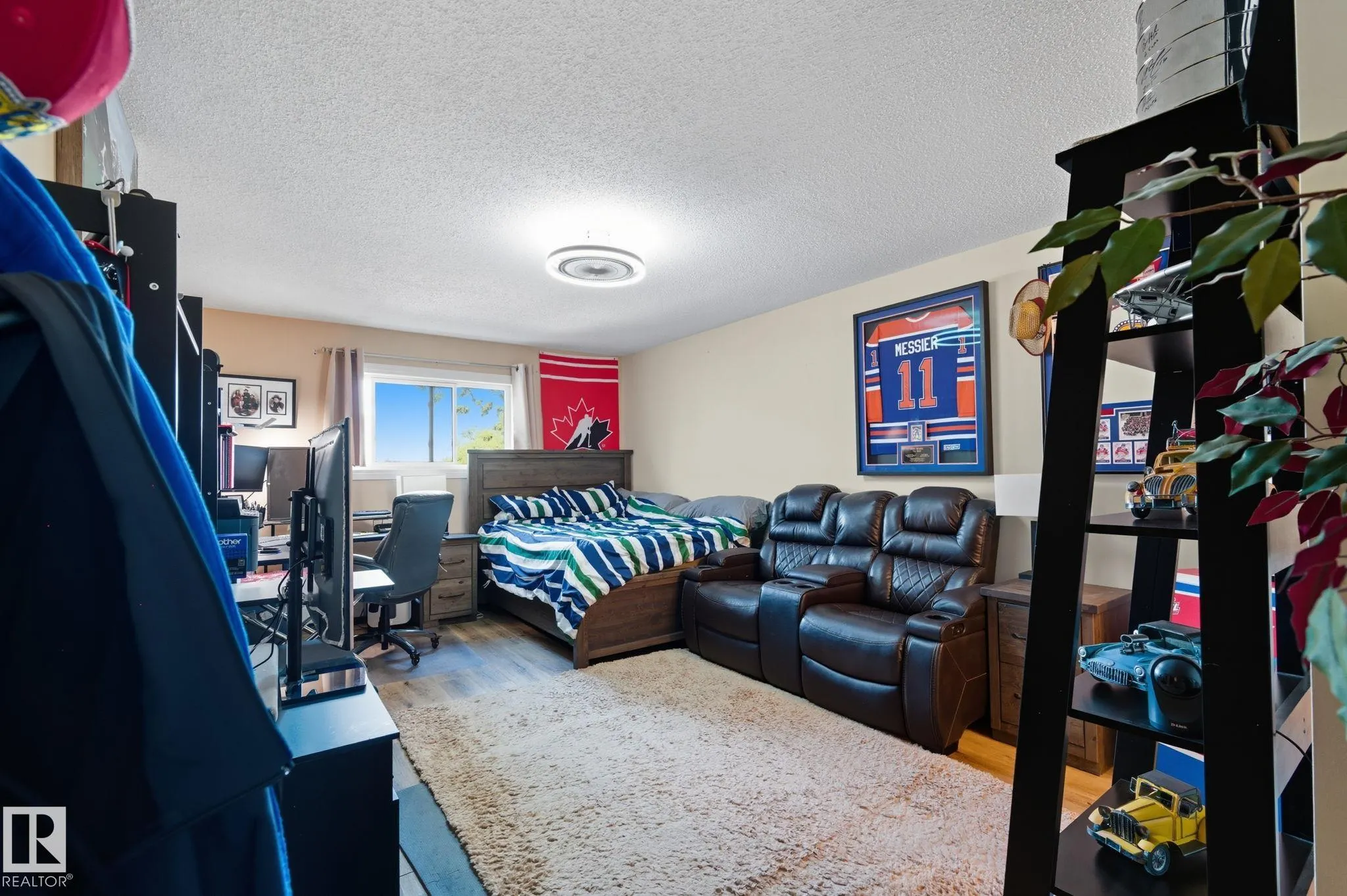 18004 95 Ave