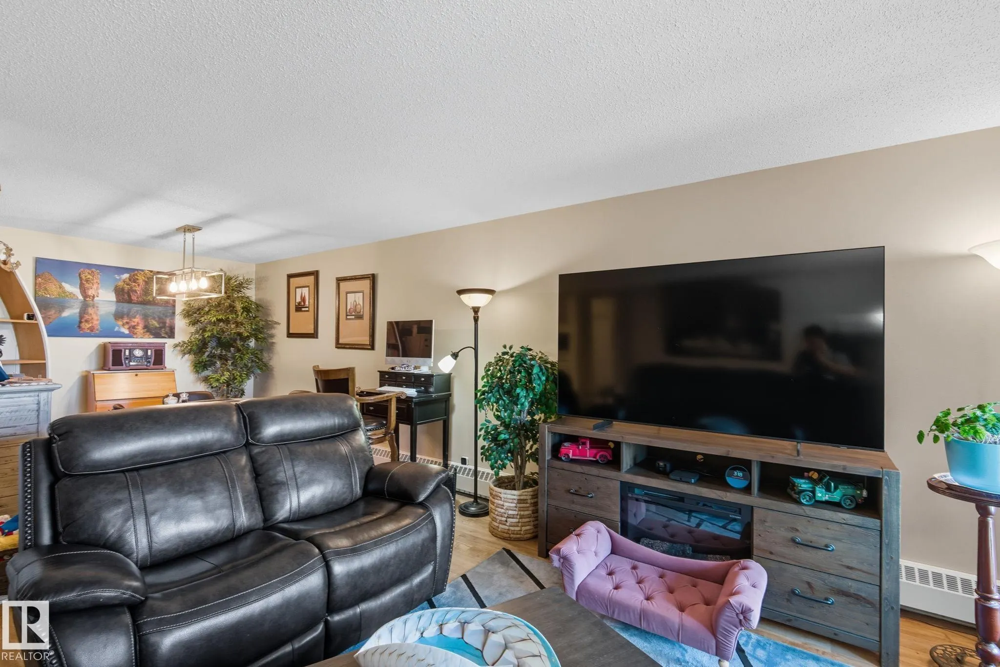 18004 95 Ave