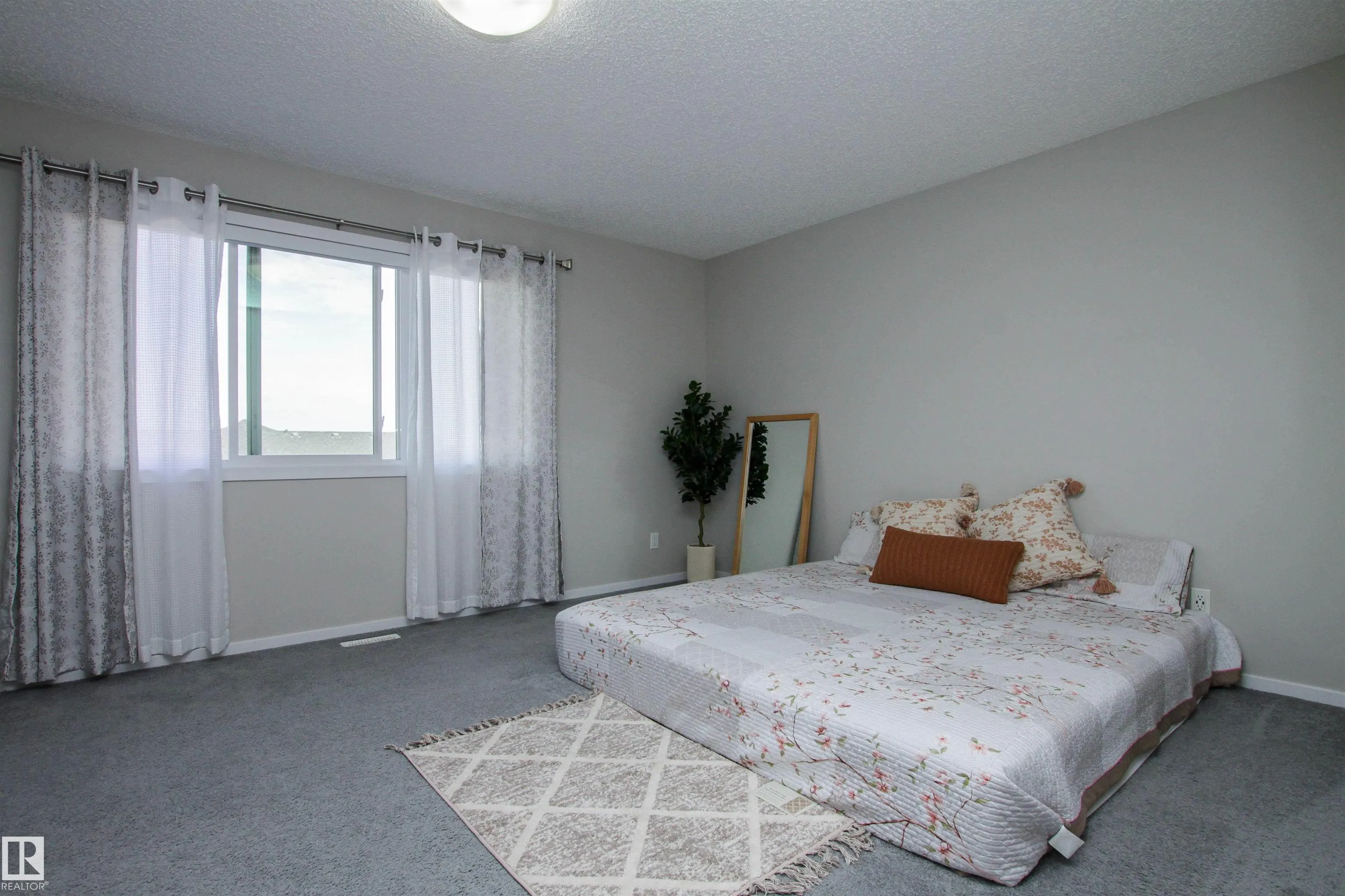 26 AMBLESIDE Way