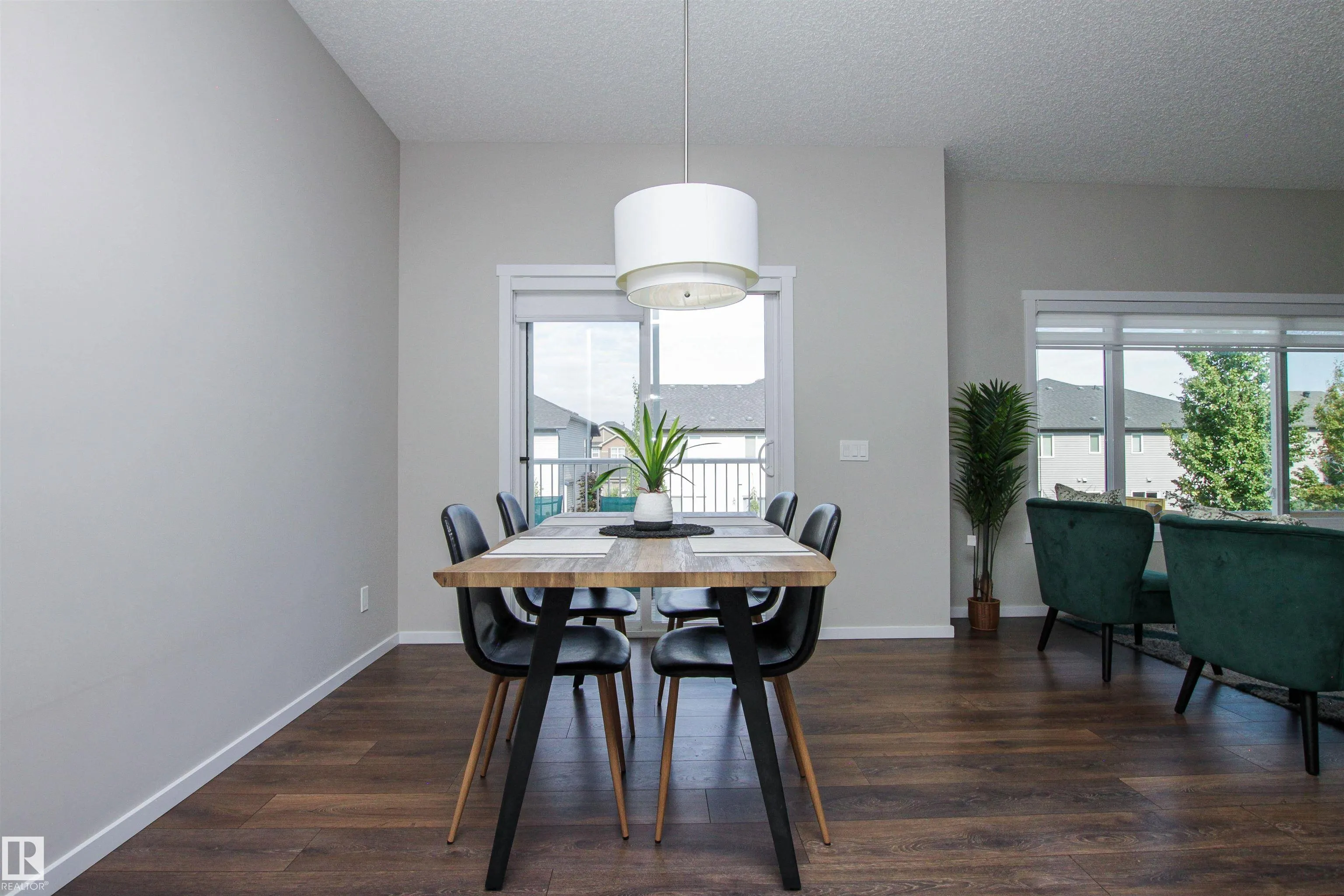 26 AMBLESIDE Way