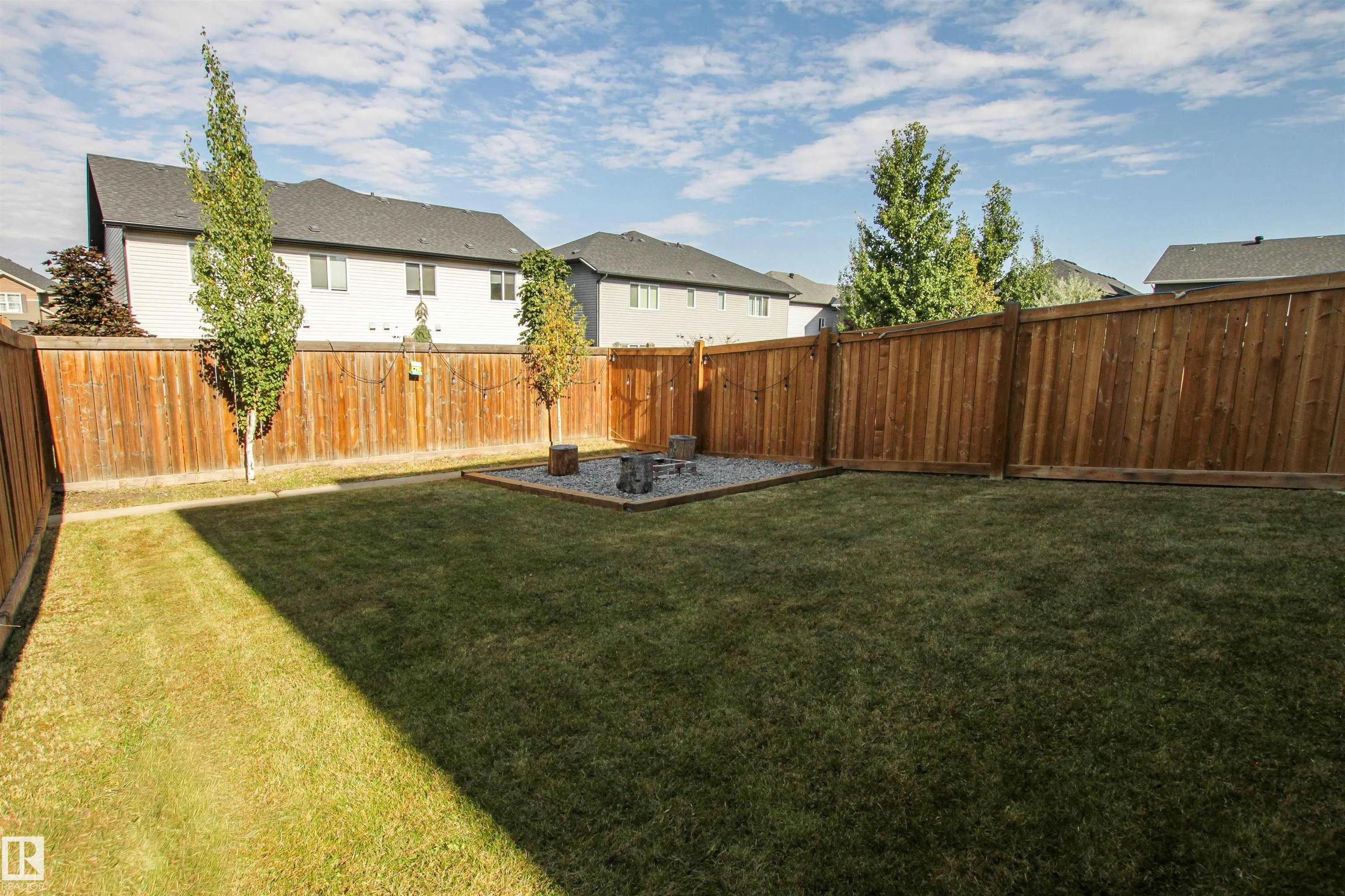 26 AMBLESIDE Way