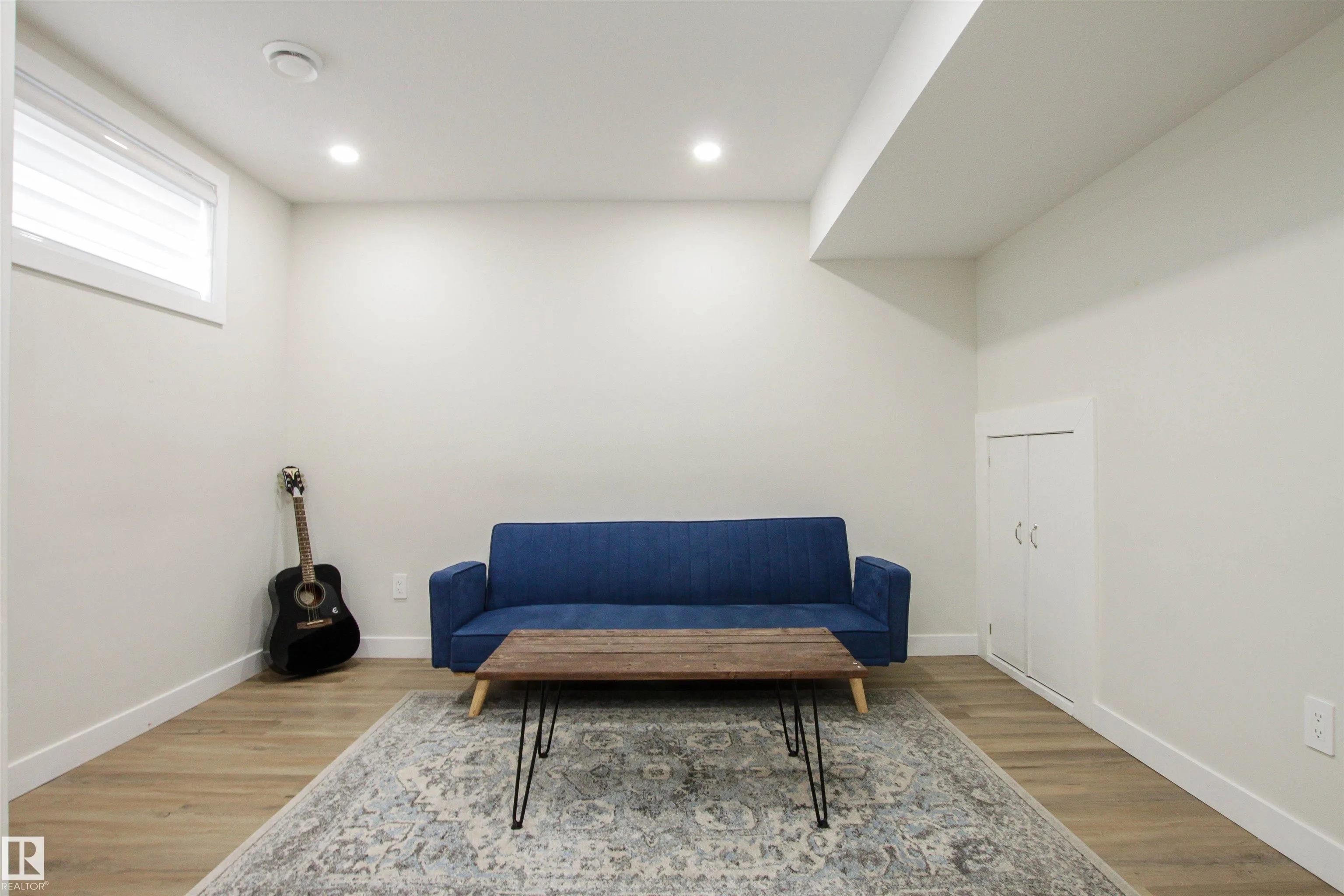 26 AMBLESIDE Way