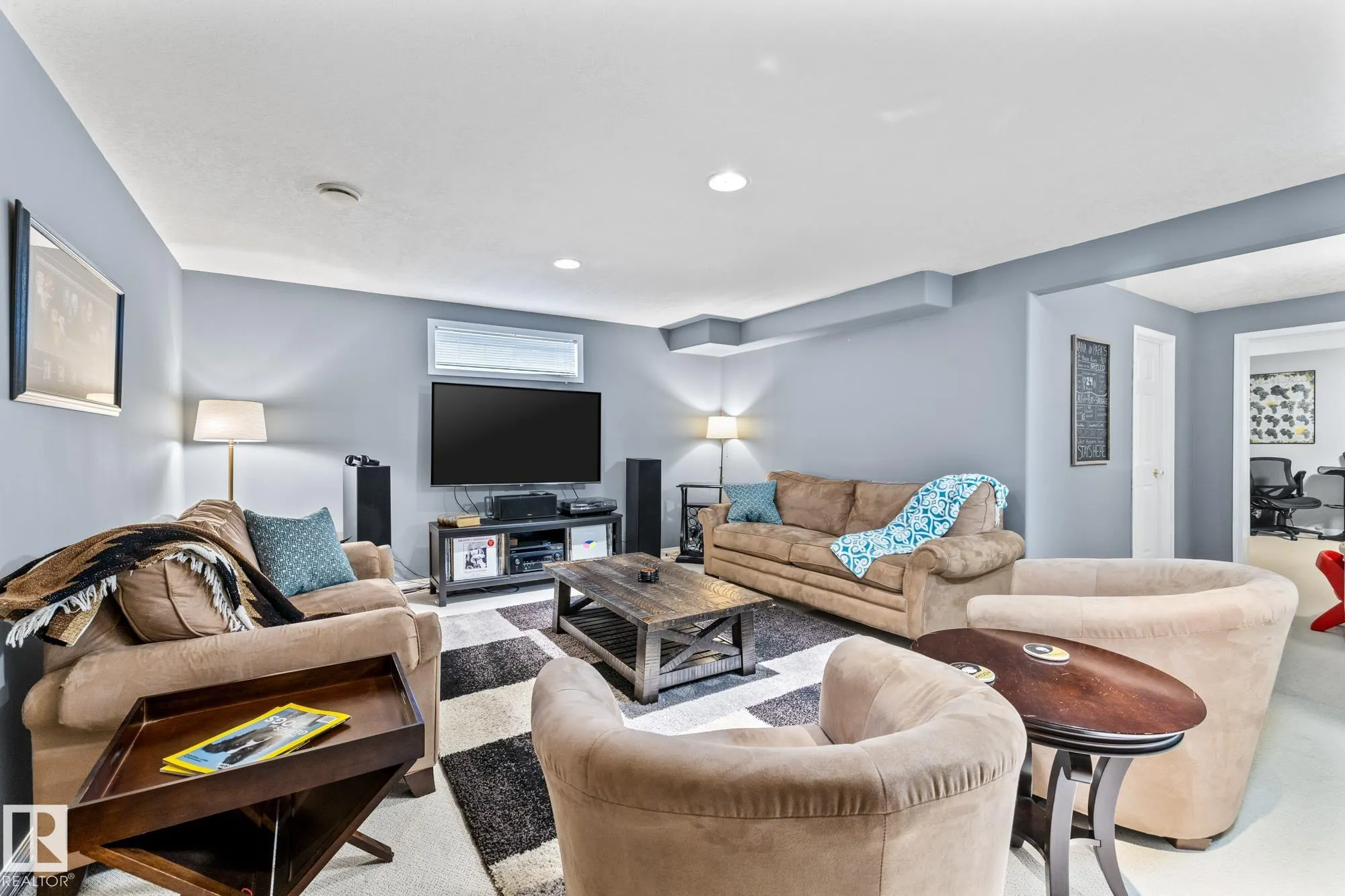 207 WESTMEWS Drive