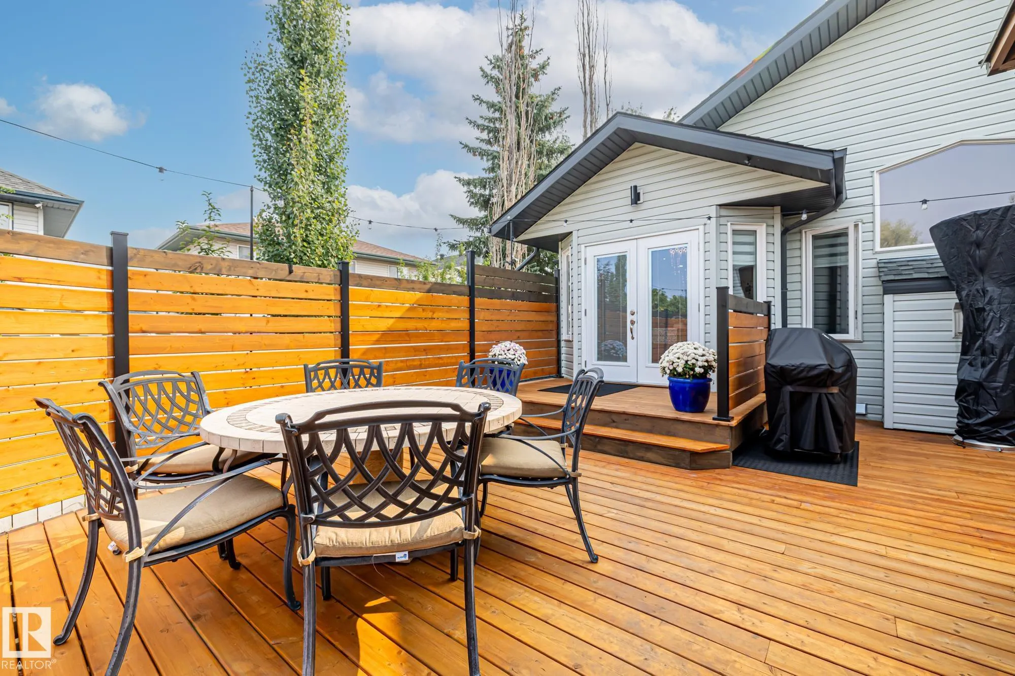207 WESTMEWS Drive