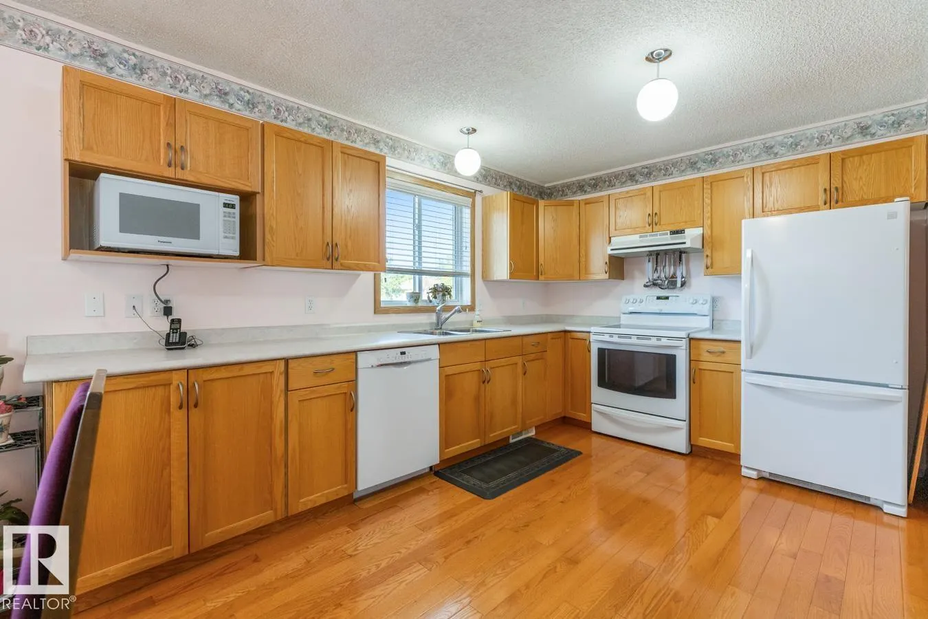 15 RITCHIE Way