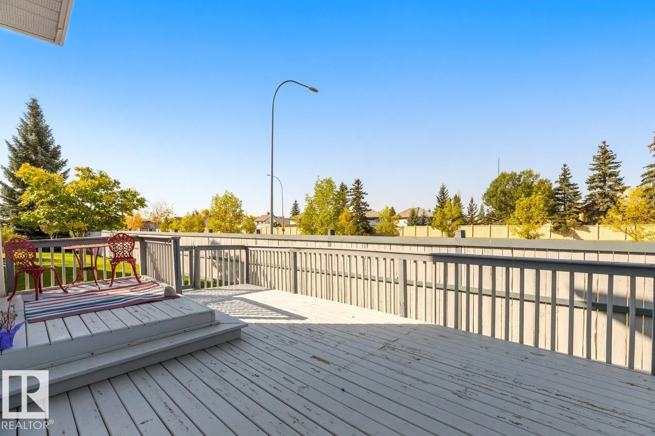 15 RITCHIE Way