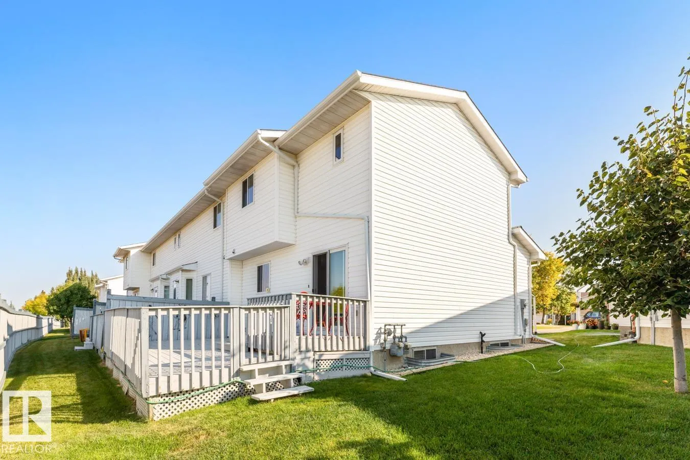 15 RITCHIE Way